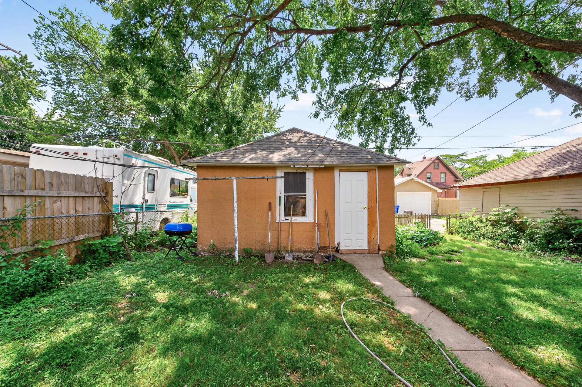 790 Geranium Avenue E Property Photo 33