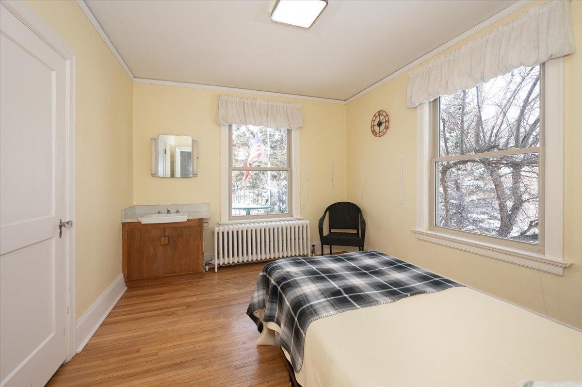2931 Greysolon Road Property Photo 15
