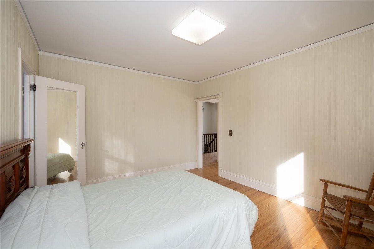 2931 Greysolon Road Property Photo 17