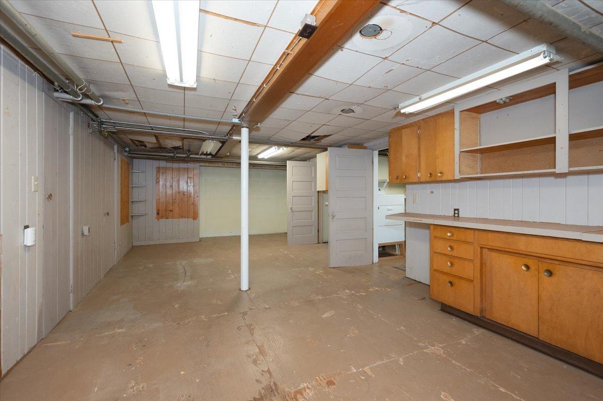 2931 Greysolon Road Property Photo 25