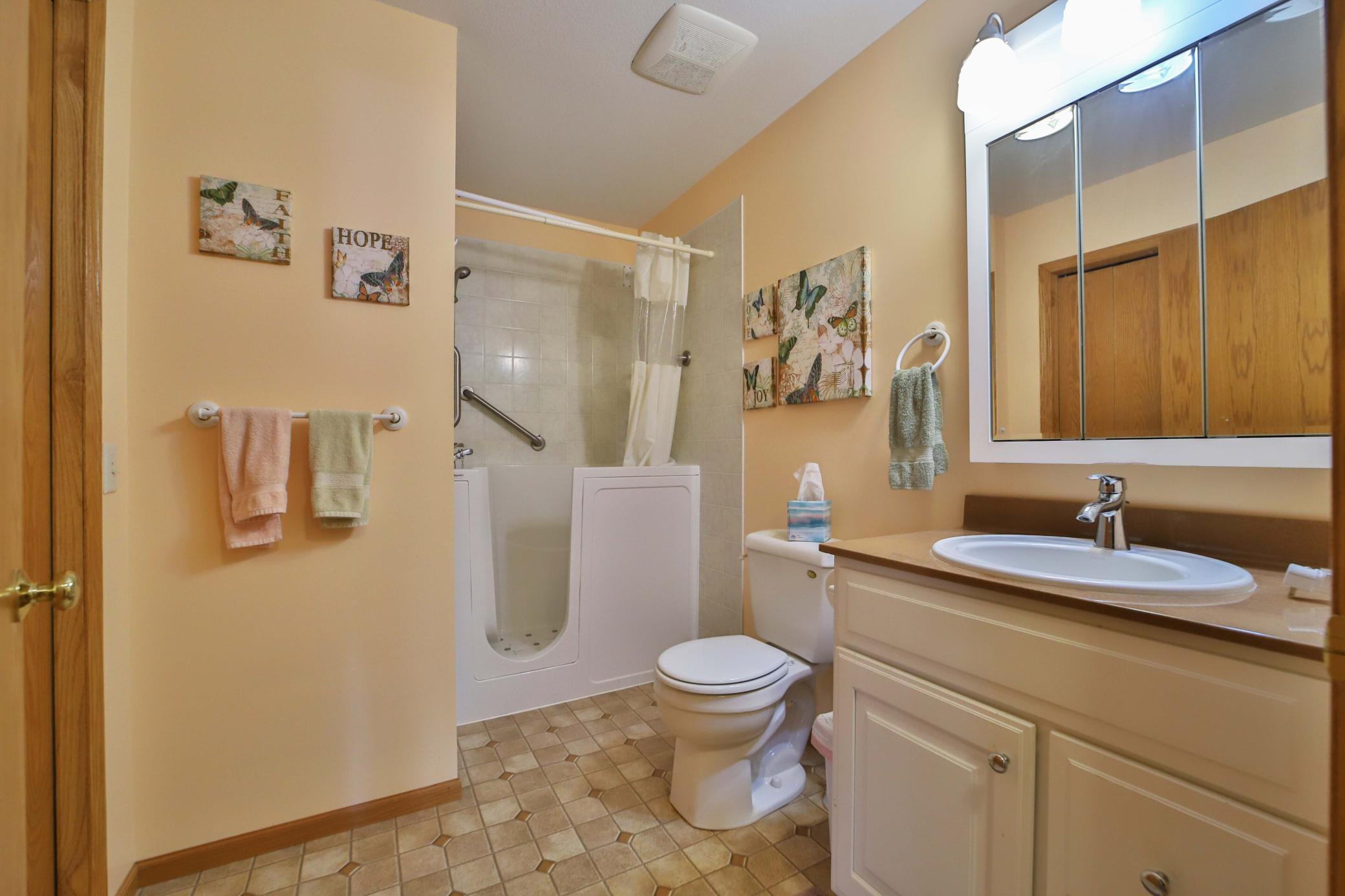 14330 Northwoods Drive Property Photo 22