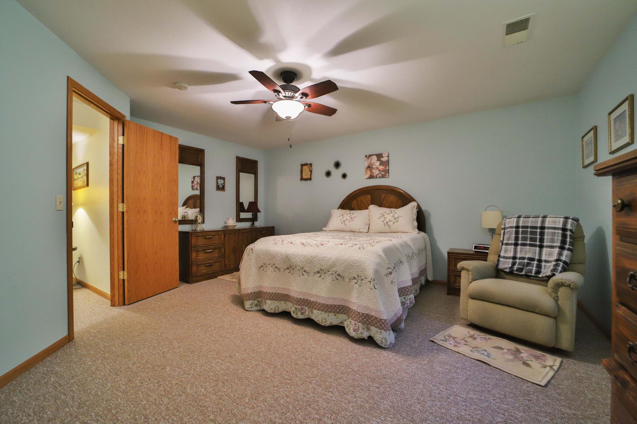14330 Northwoods Drive Property Photo 31