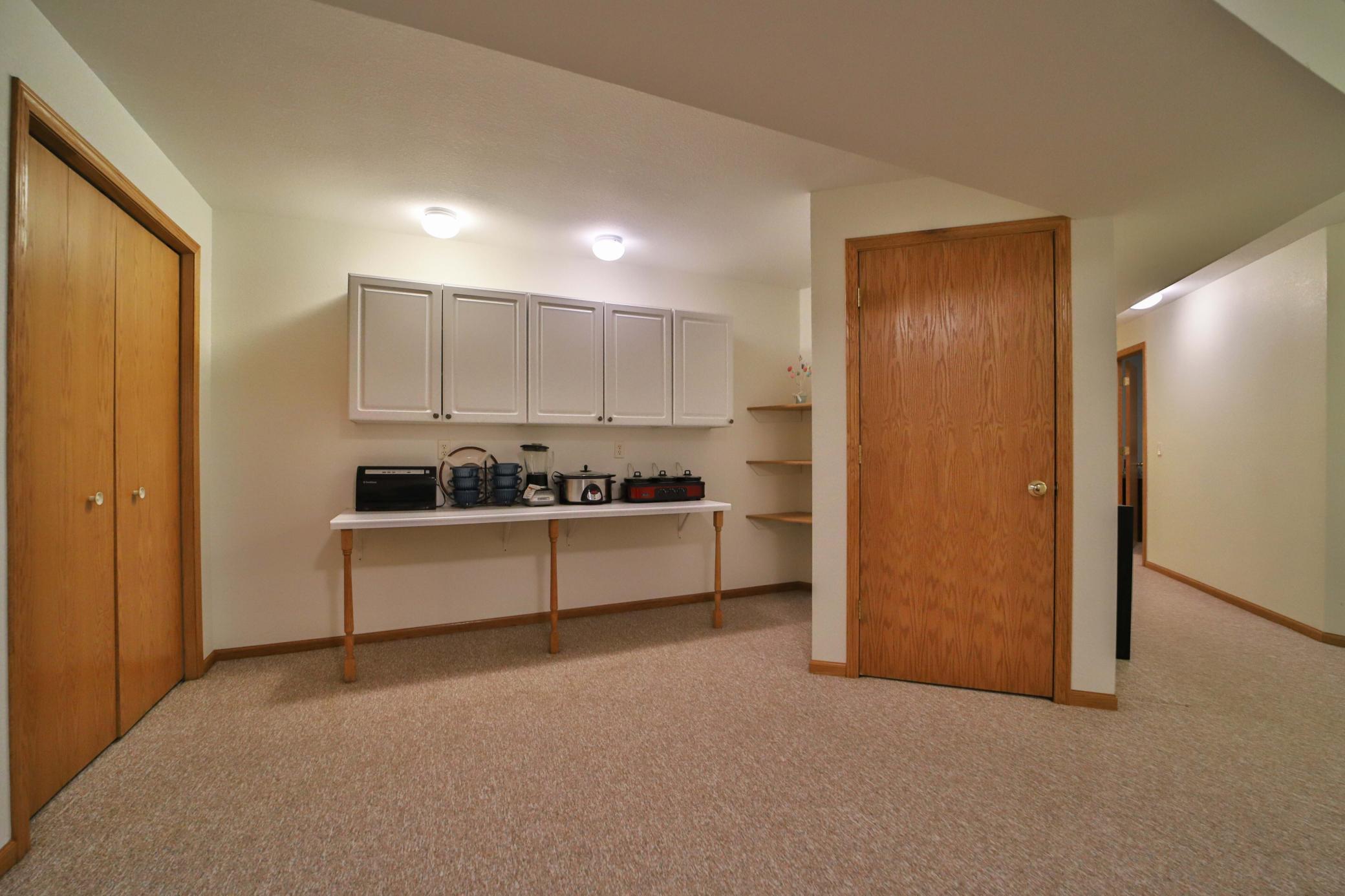 14330 Northwoods Drive Property Photo 34