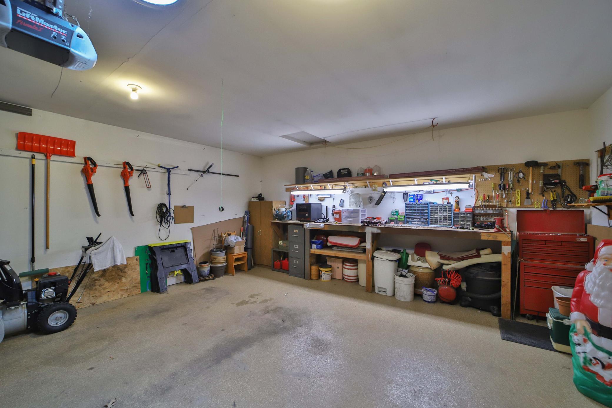 14330 Northwoods Drive Property Photo 45