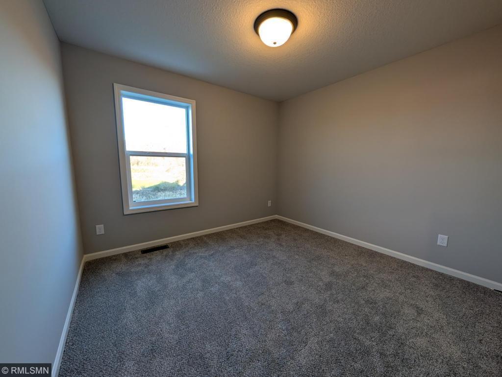 10538 Goodview Avenue S Property Photo 11