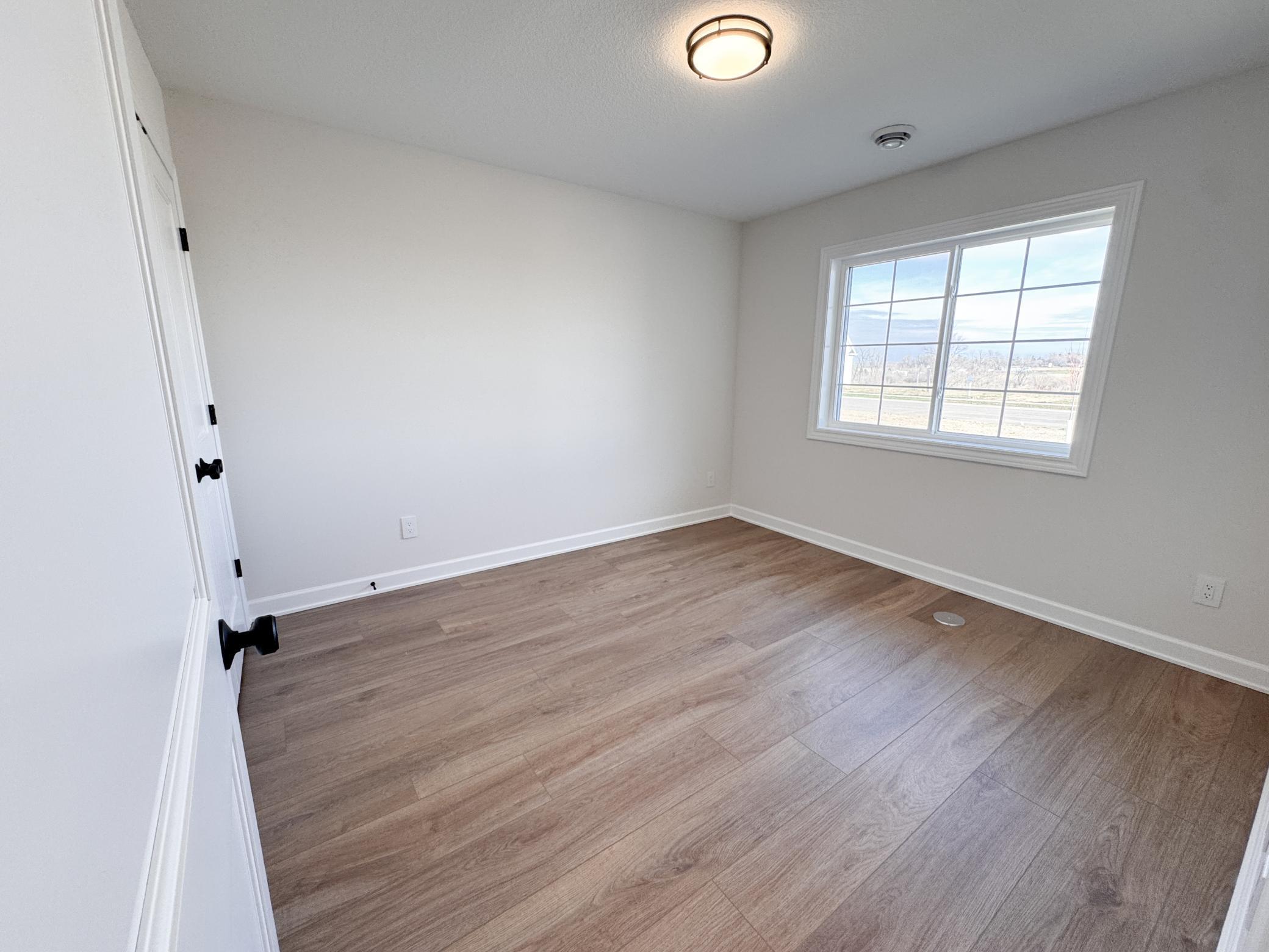 718 South Division Street Property Photo 17