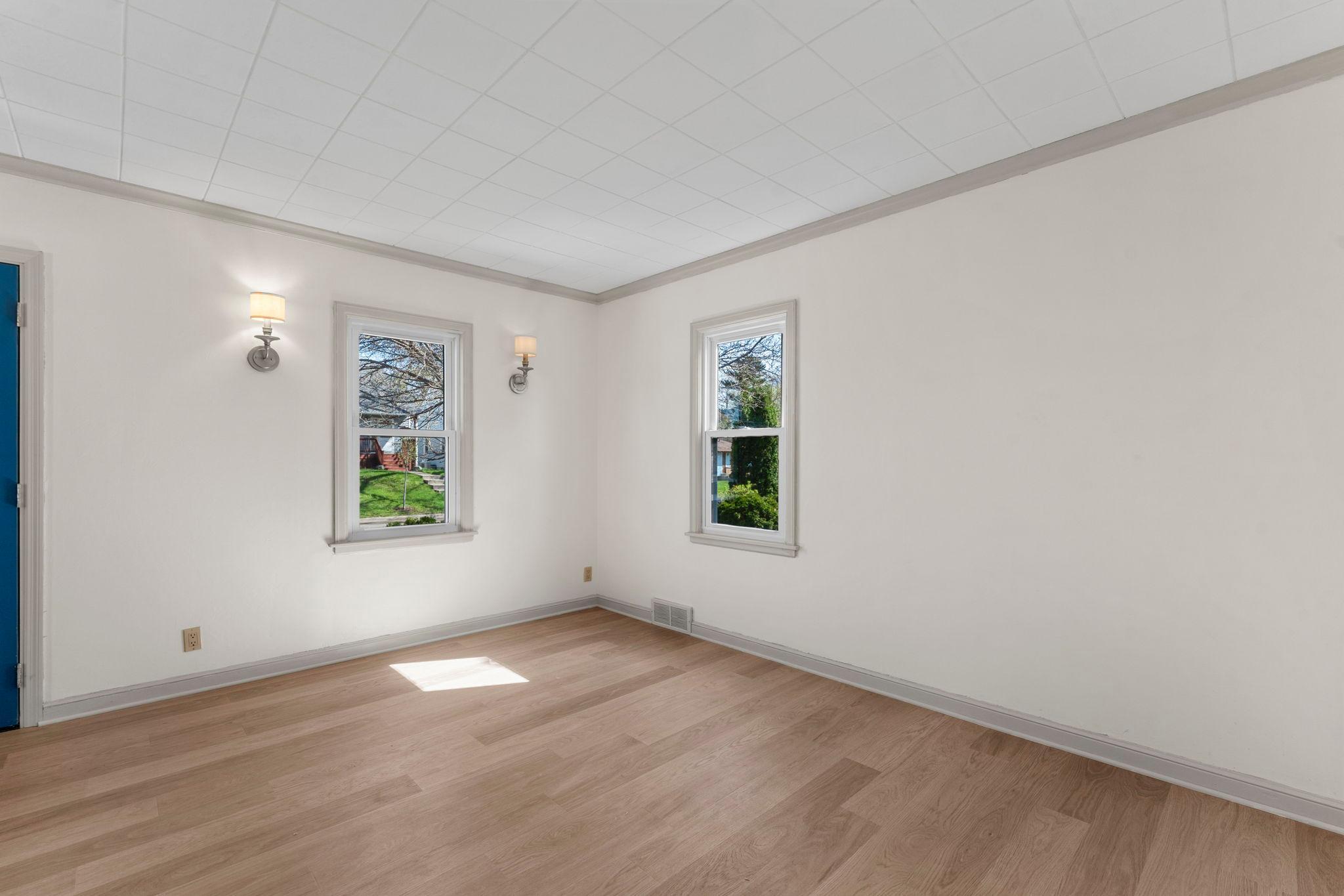 440 Nebraska Avenue E Property Photo 18