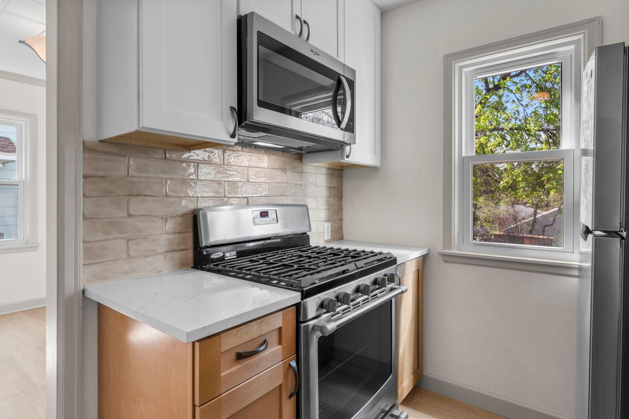 440 Nebraska Avenue E Property Photo 22