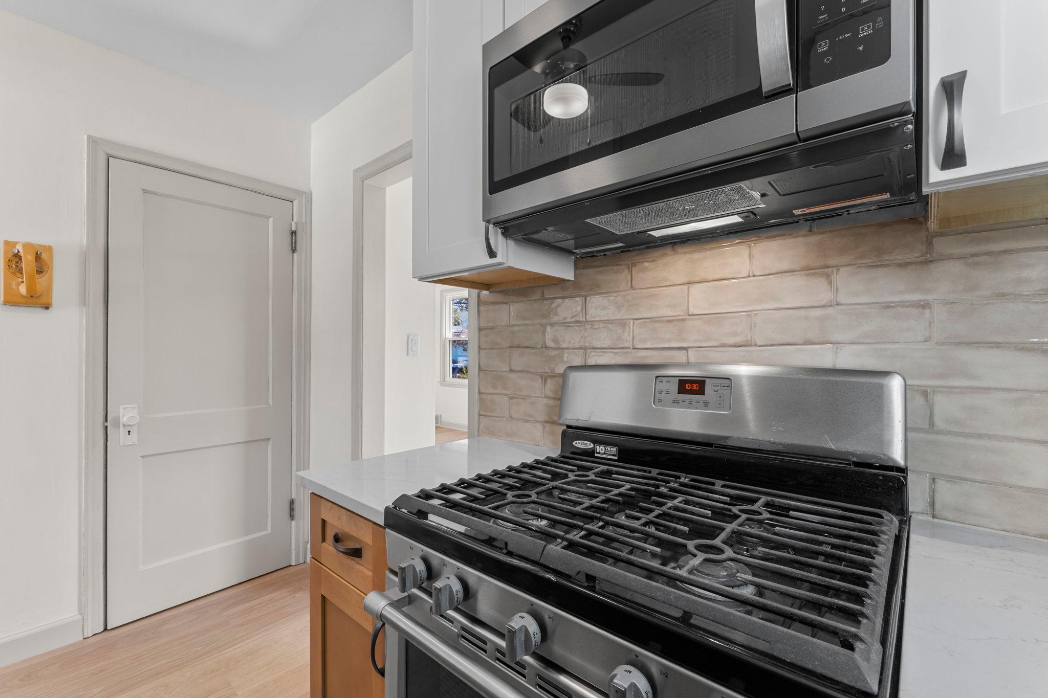 440 Nebraska Avenue E Property Photo 24