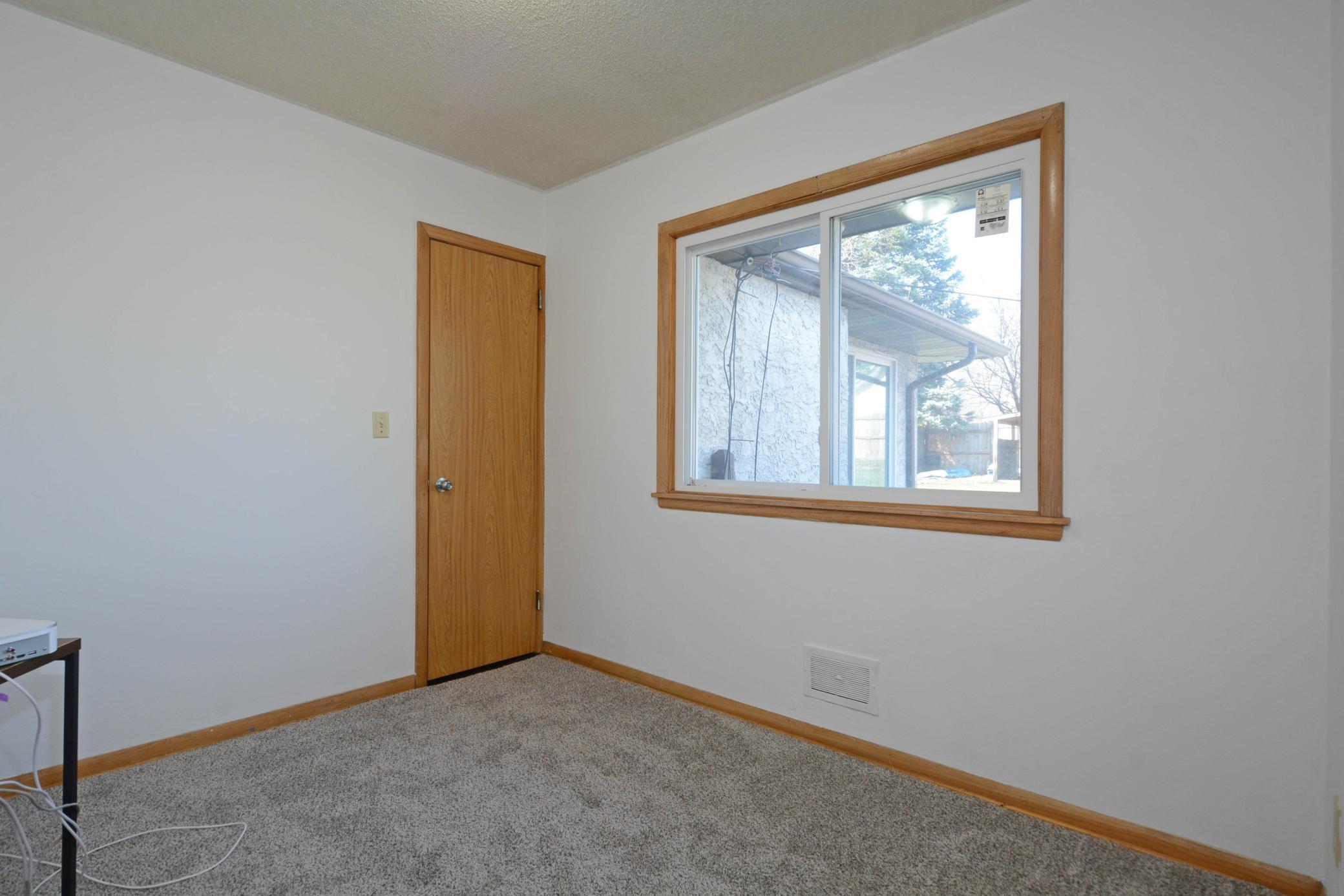 1483 3rd Street E Property Photo 18