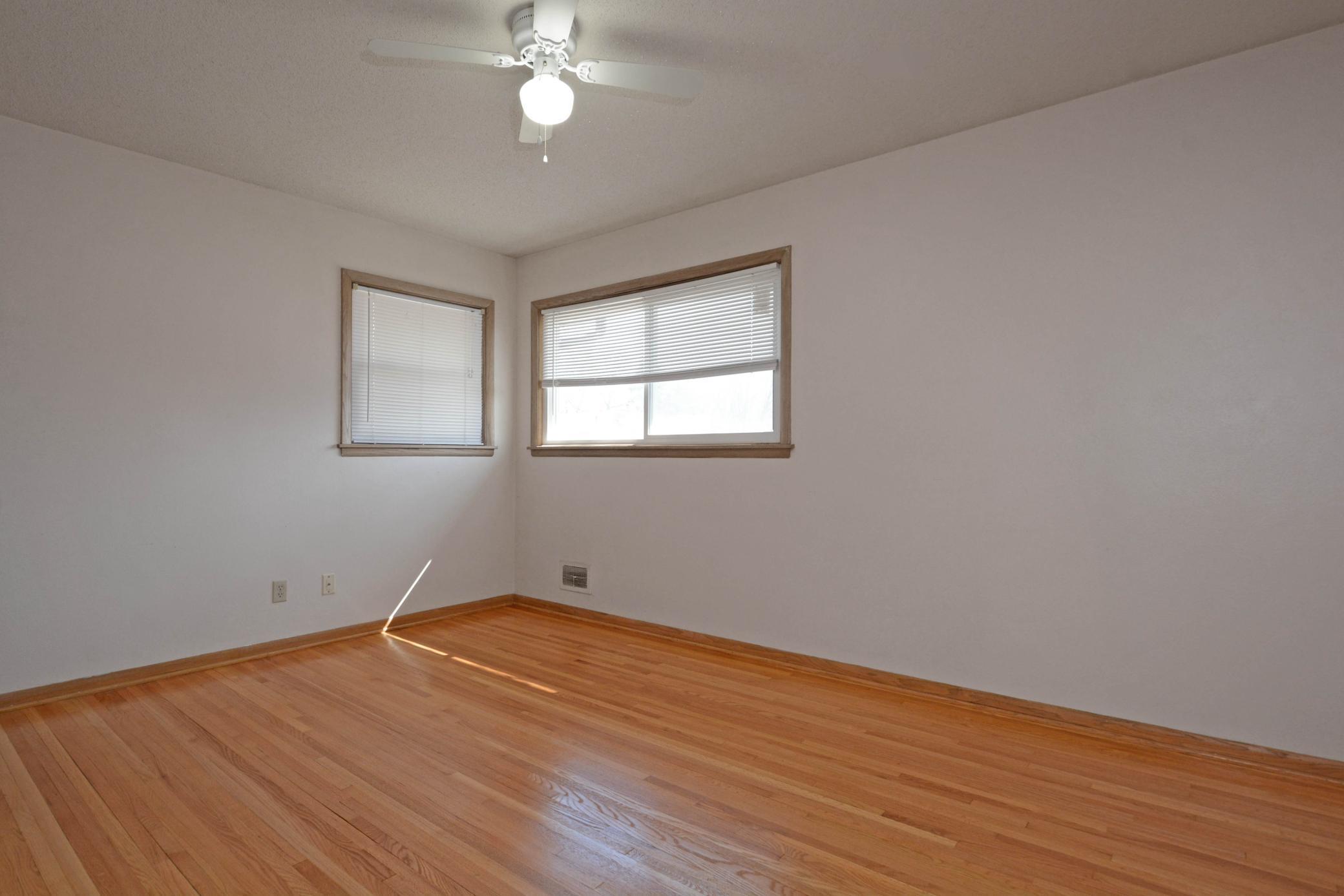 1483 3rd Street E Property Photo 19