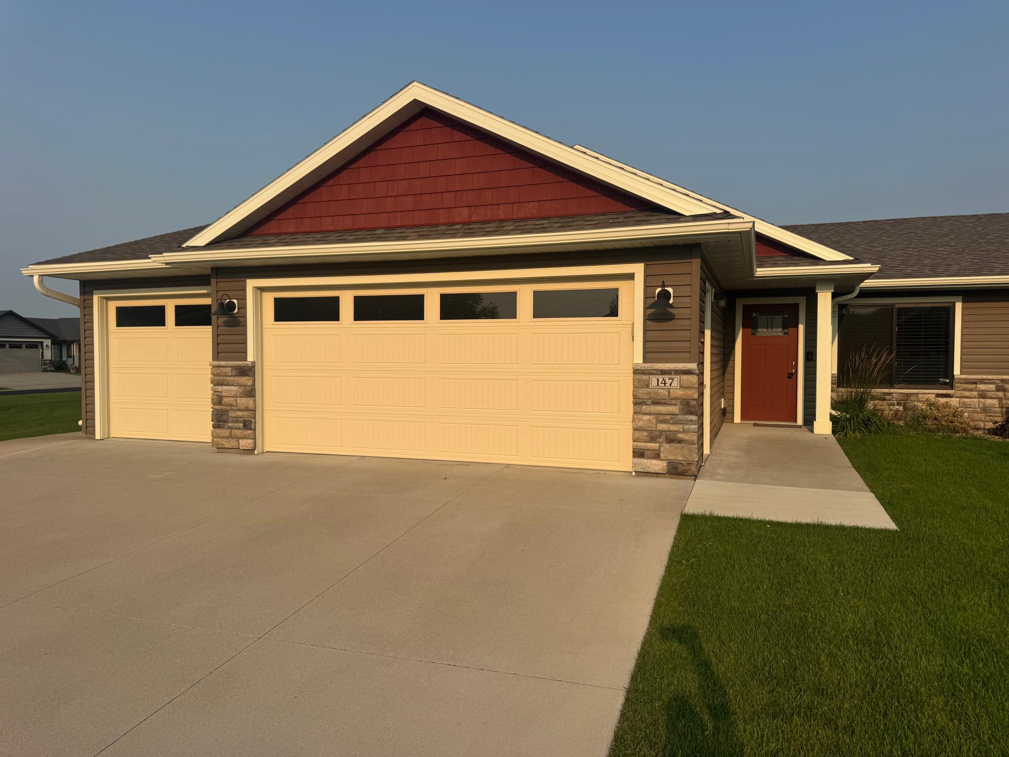 147 Highland Circle Property Photo 1