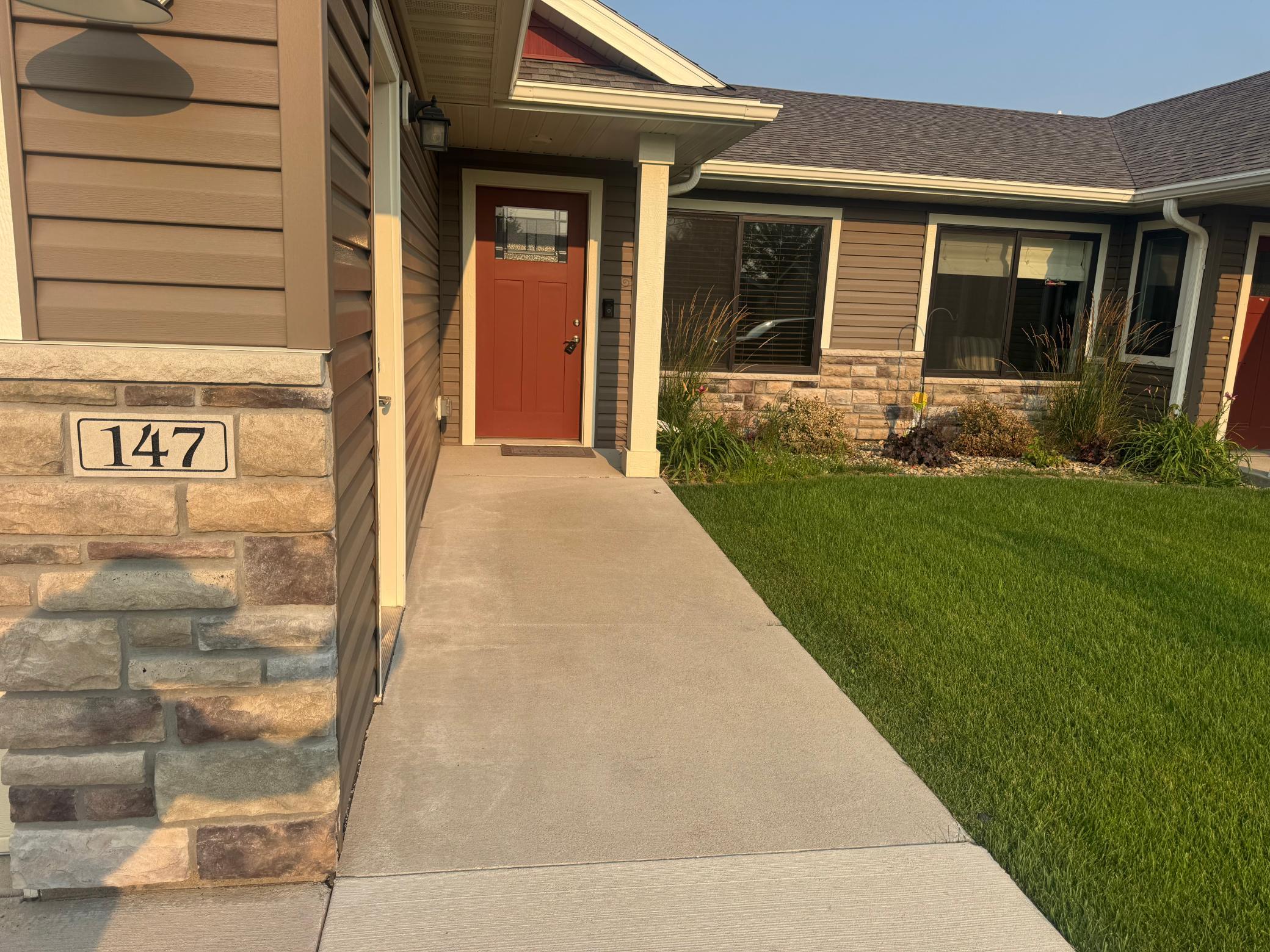 147 Highland Circle Property Photo 2