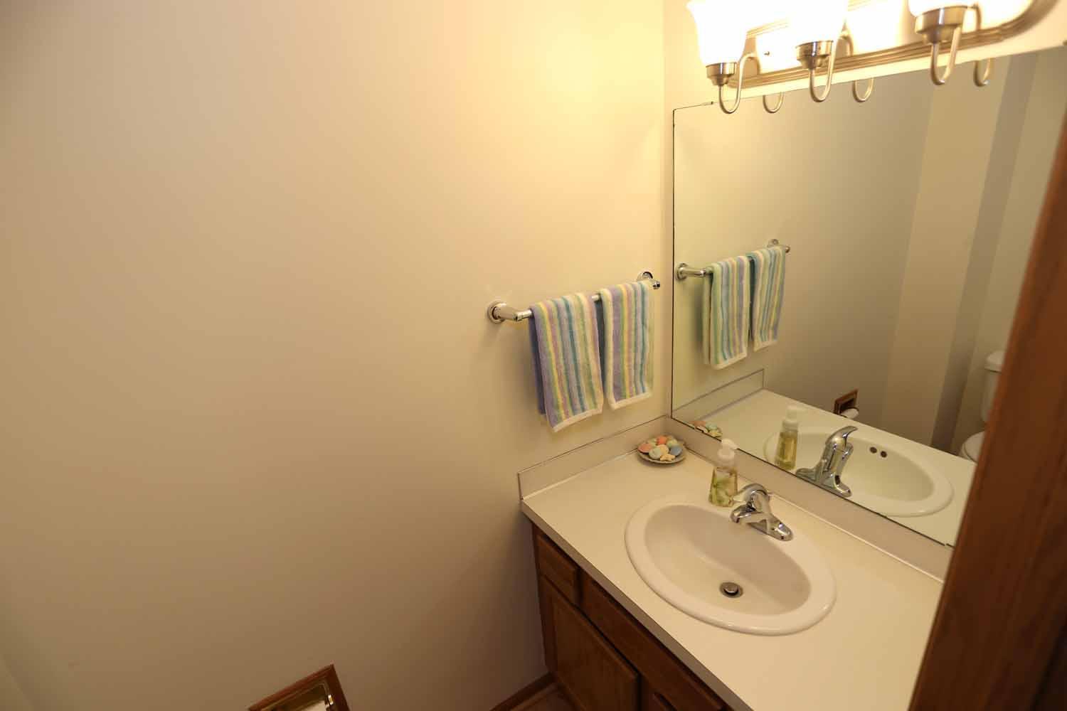 7689 Nicholas Way Property Photo 8
