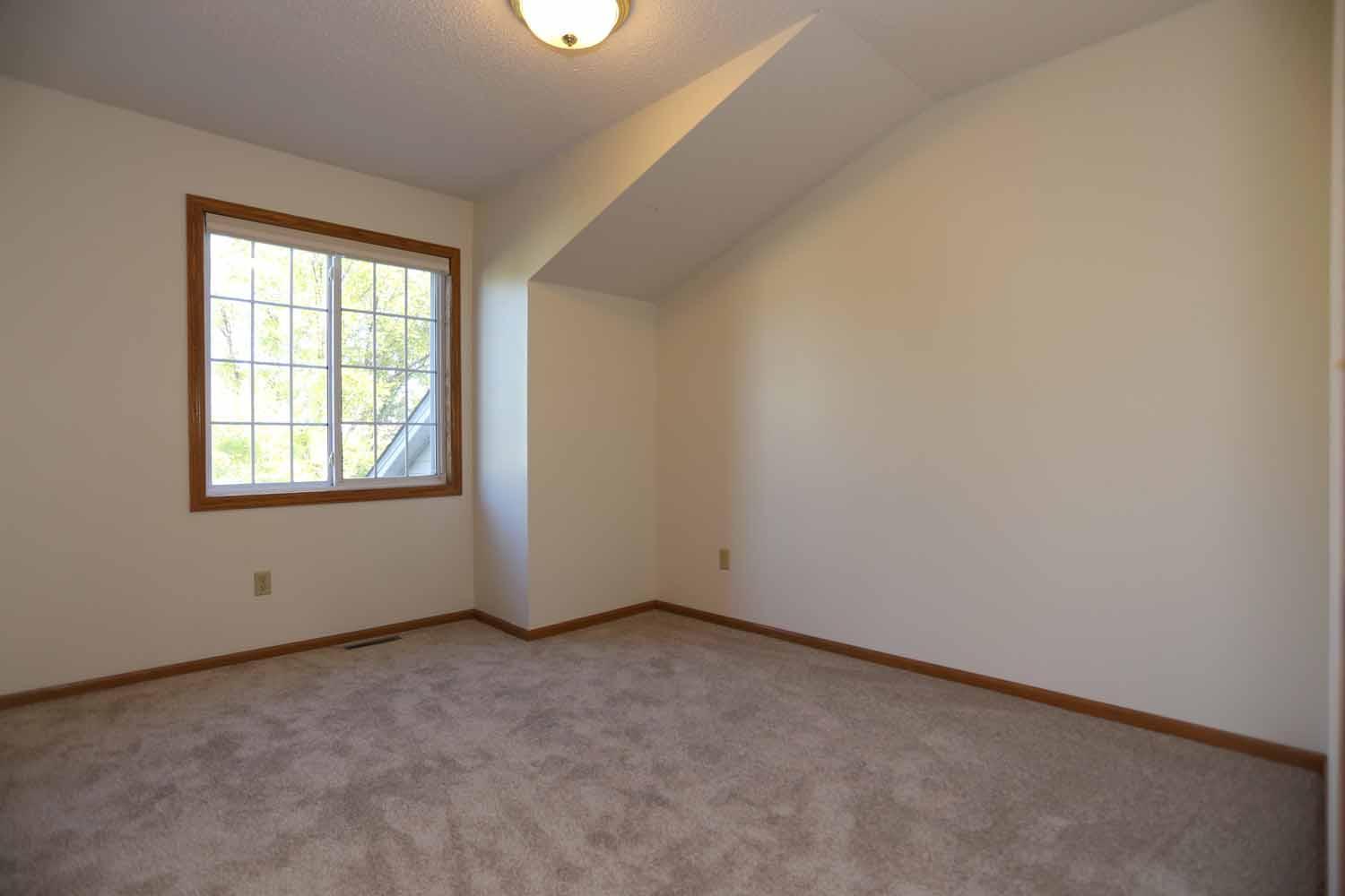 7689 Nicholas Way Property Photo 10