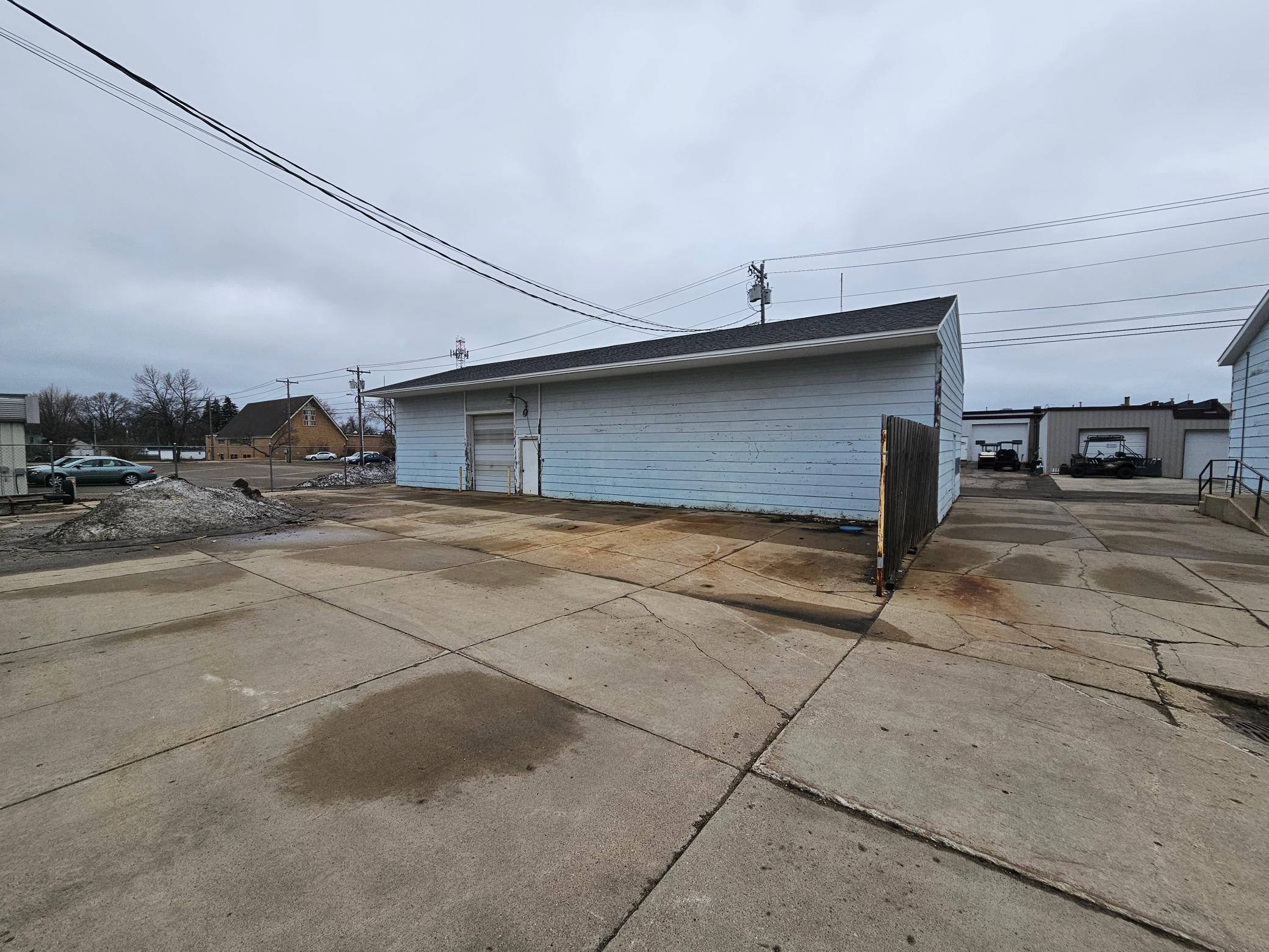 214 6th Avenue E Property Photo 4