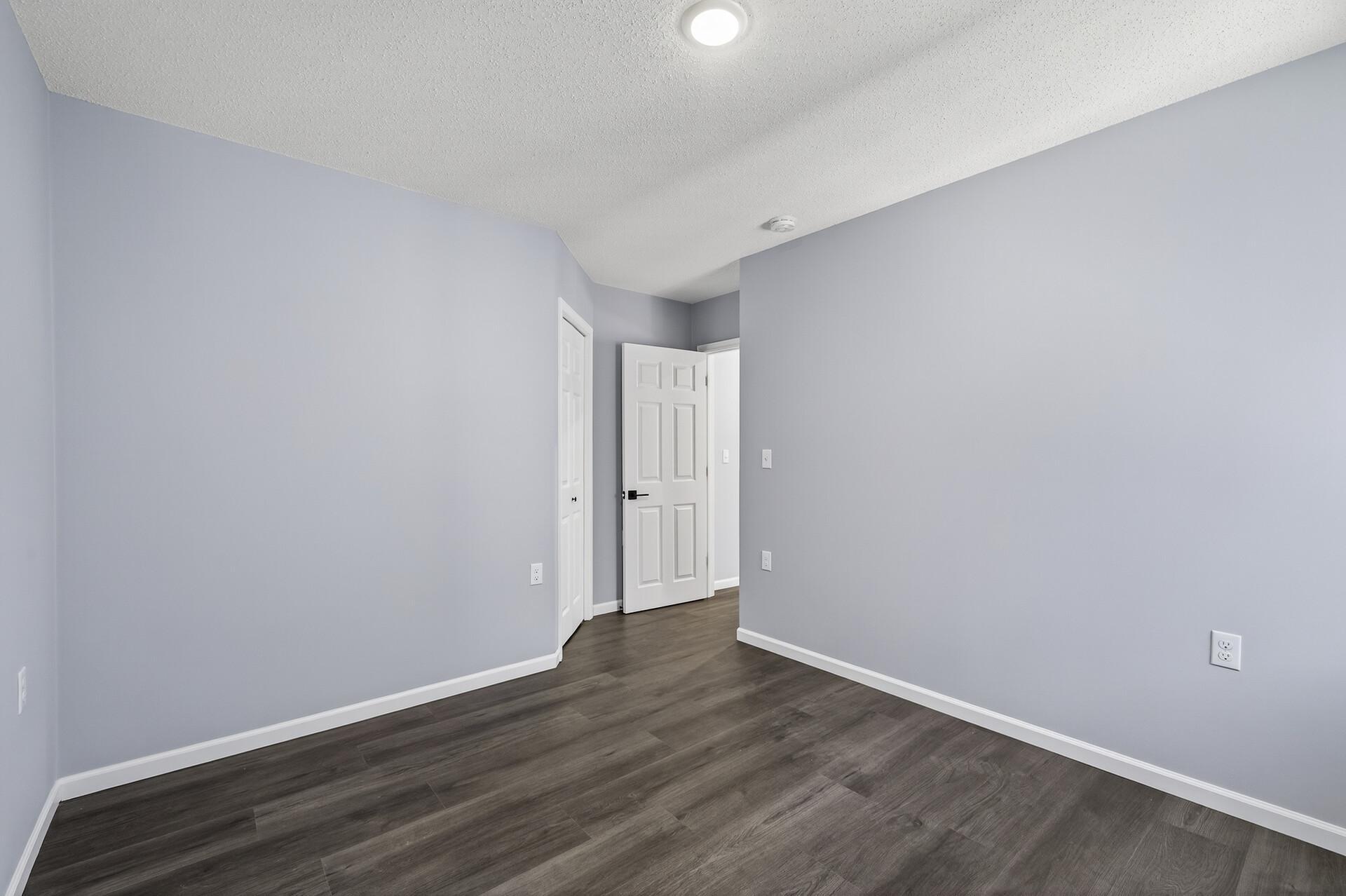 725 Wilson Avenue Property Photo 34