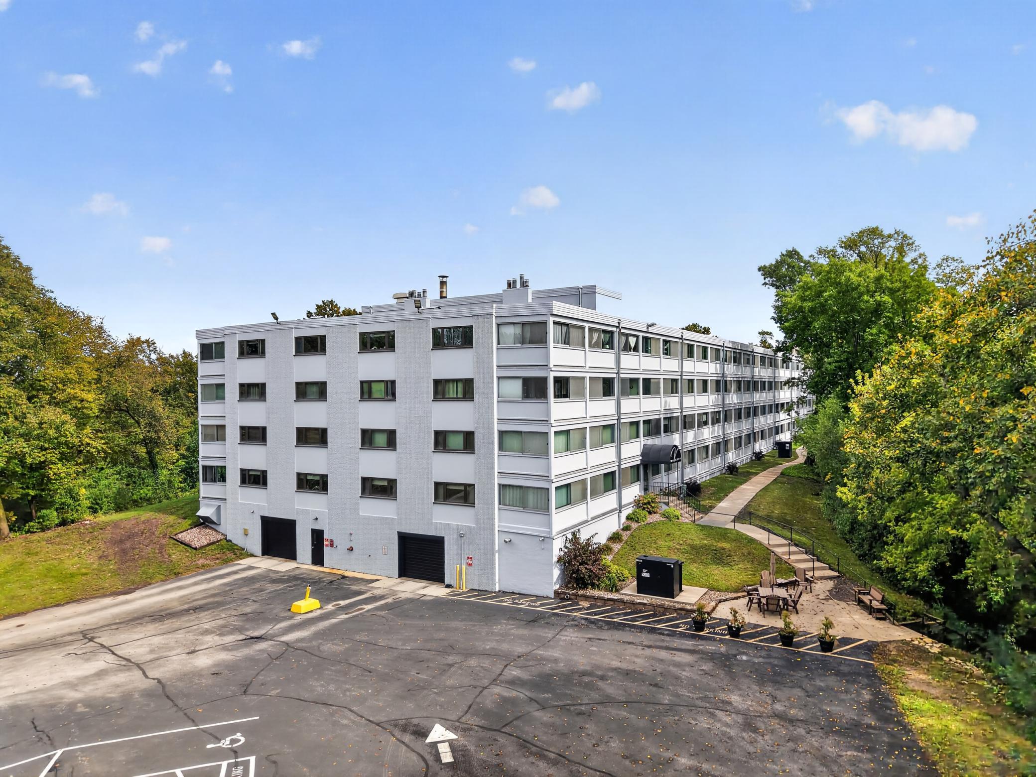 2100 Valkyrie Drive Nw 201 Property Photo 1