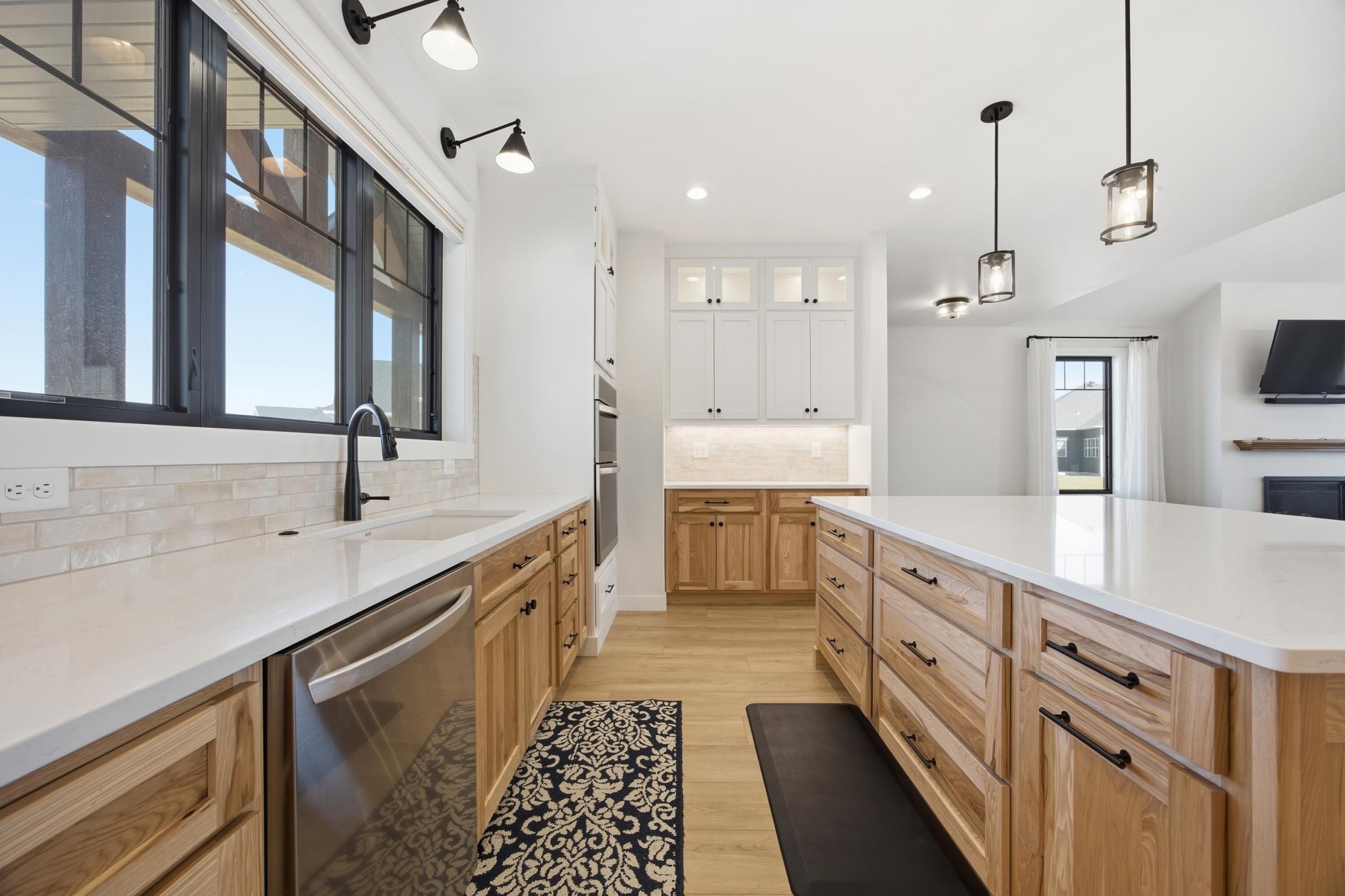3632 Crimson Loop S Property Photo 18