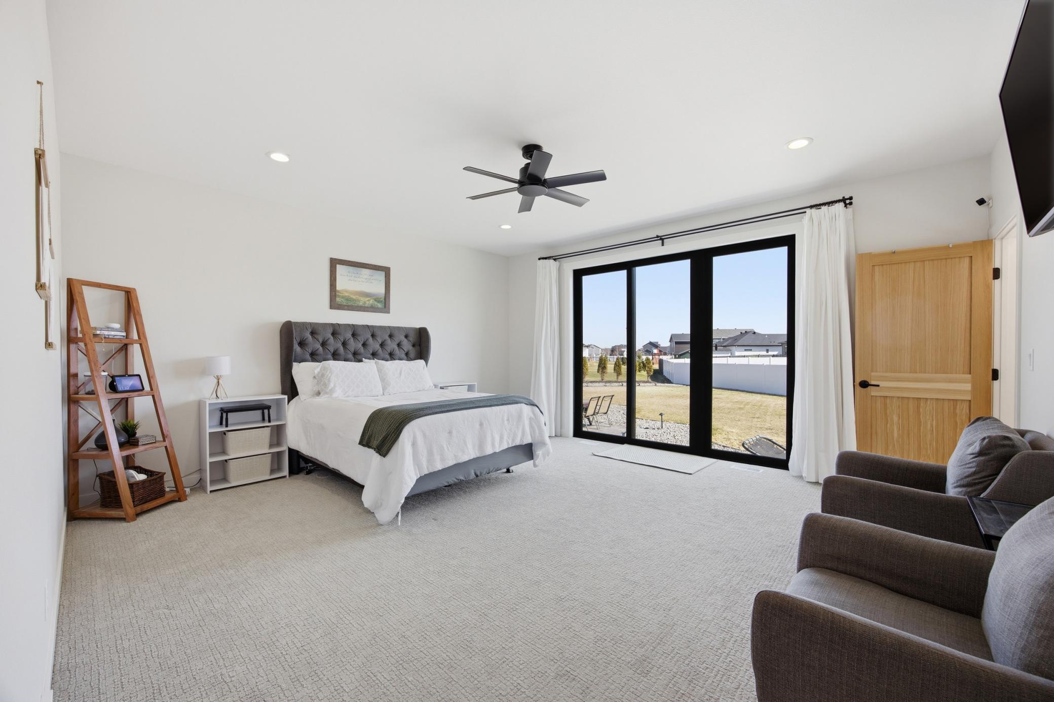 3632 Crimson Loop S Property Photo 25