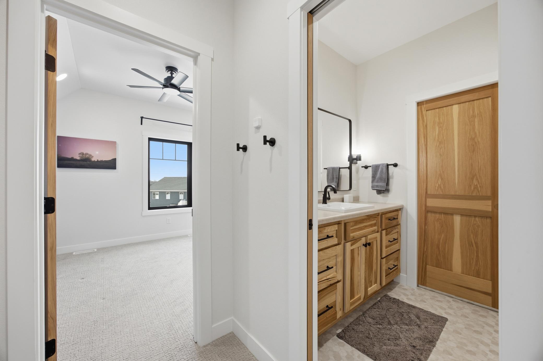 3632 Crimson Loop S Property Photo 41