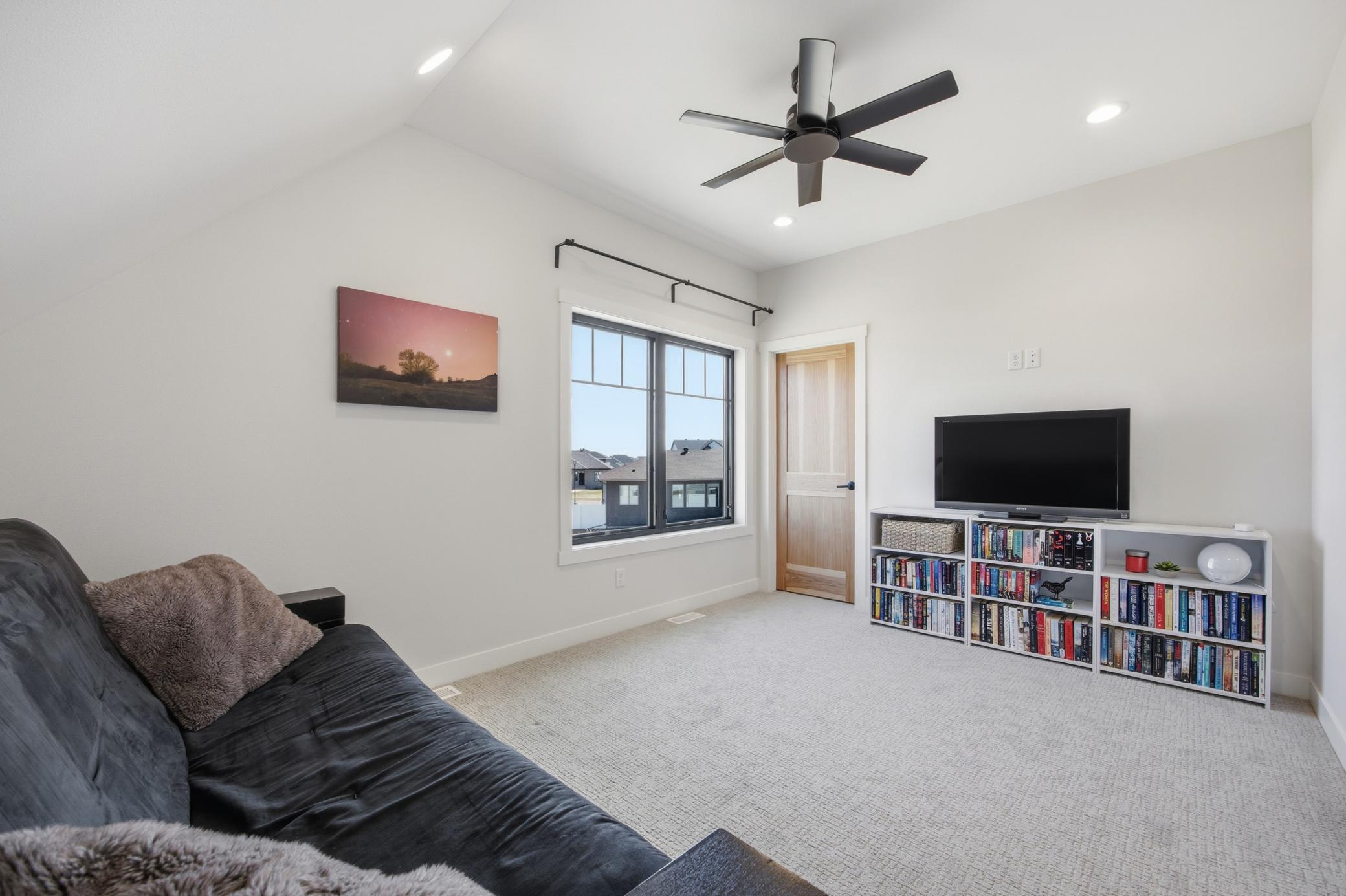 3632 Crimson Loop S Property Photo 43