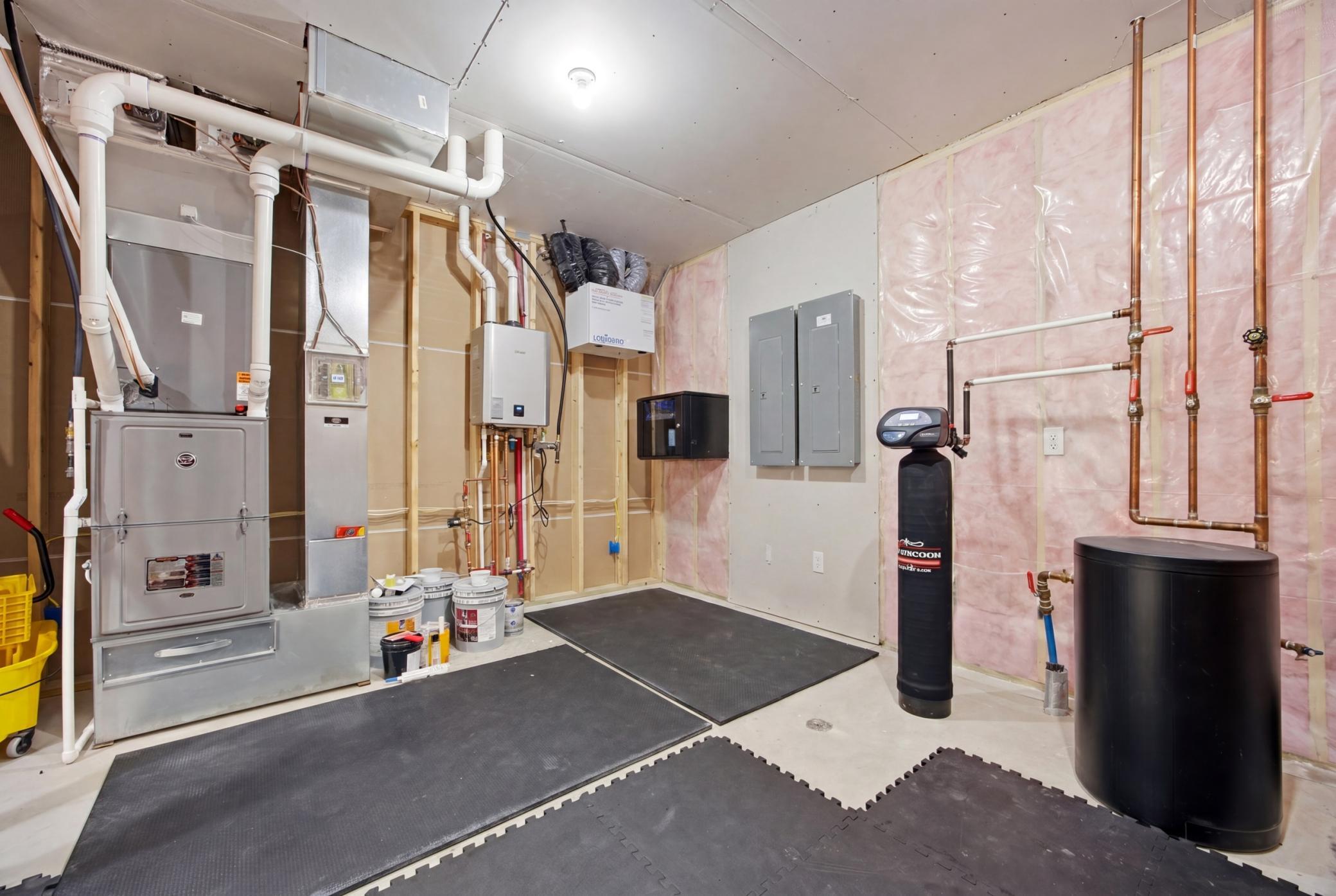 3632 Crimson Loop S Property Photo 55