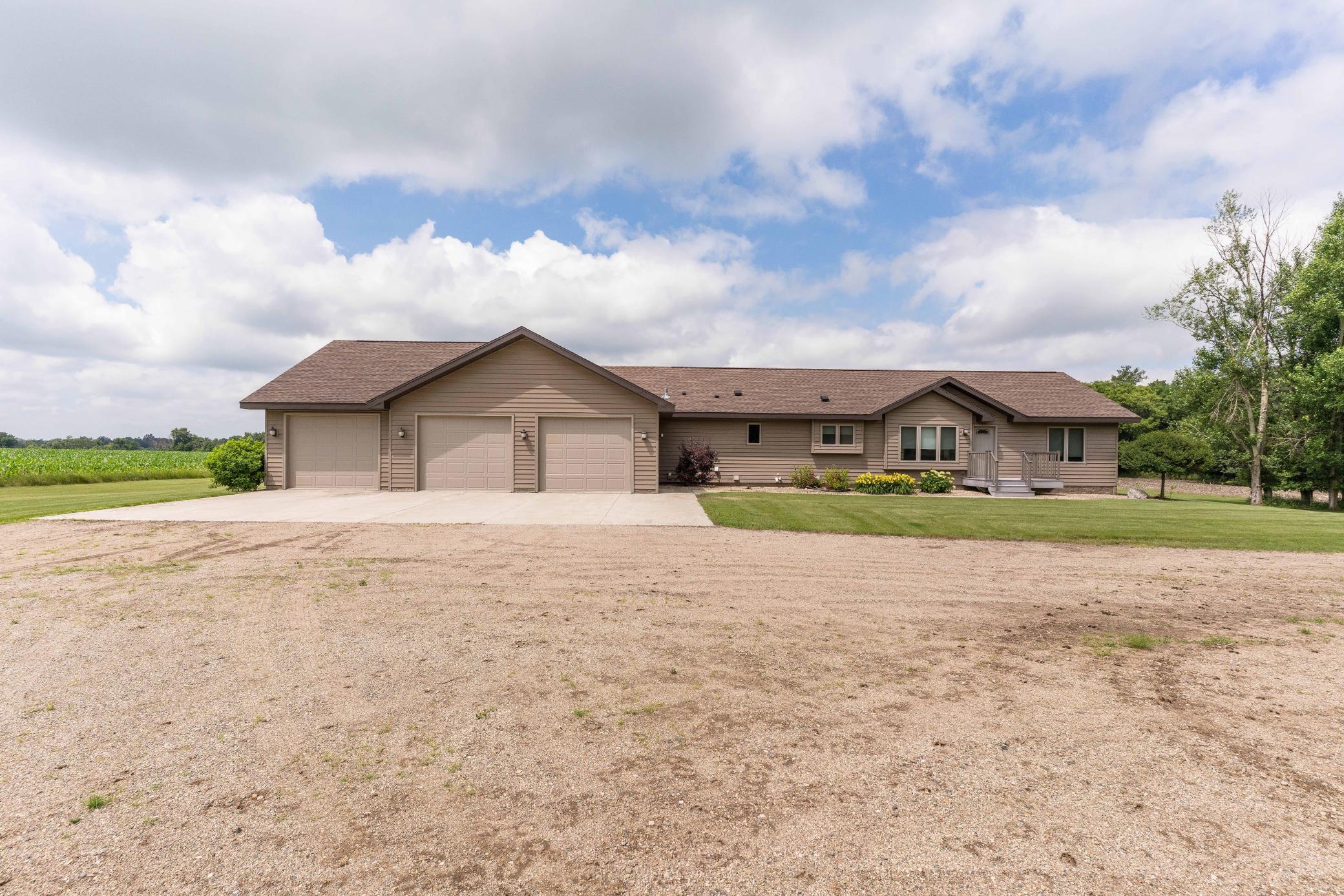 6432 Botzet Road Ne Property Photo 2