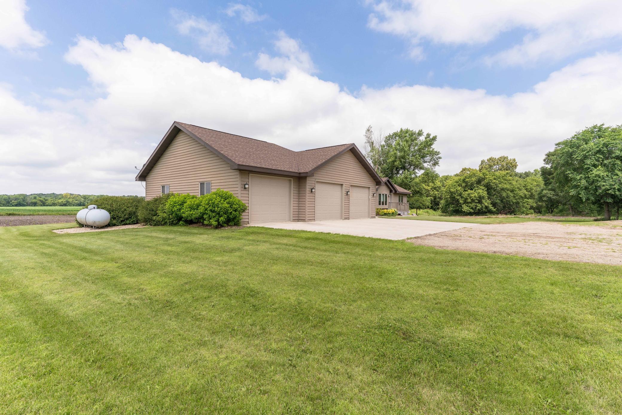 6432 Botzet Road Ne Property Photo 18