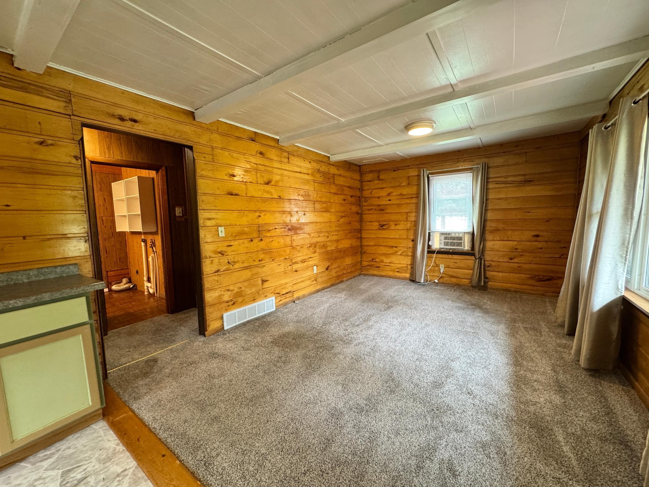 246 Park Circle Property Photo 12