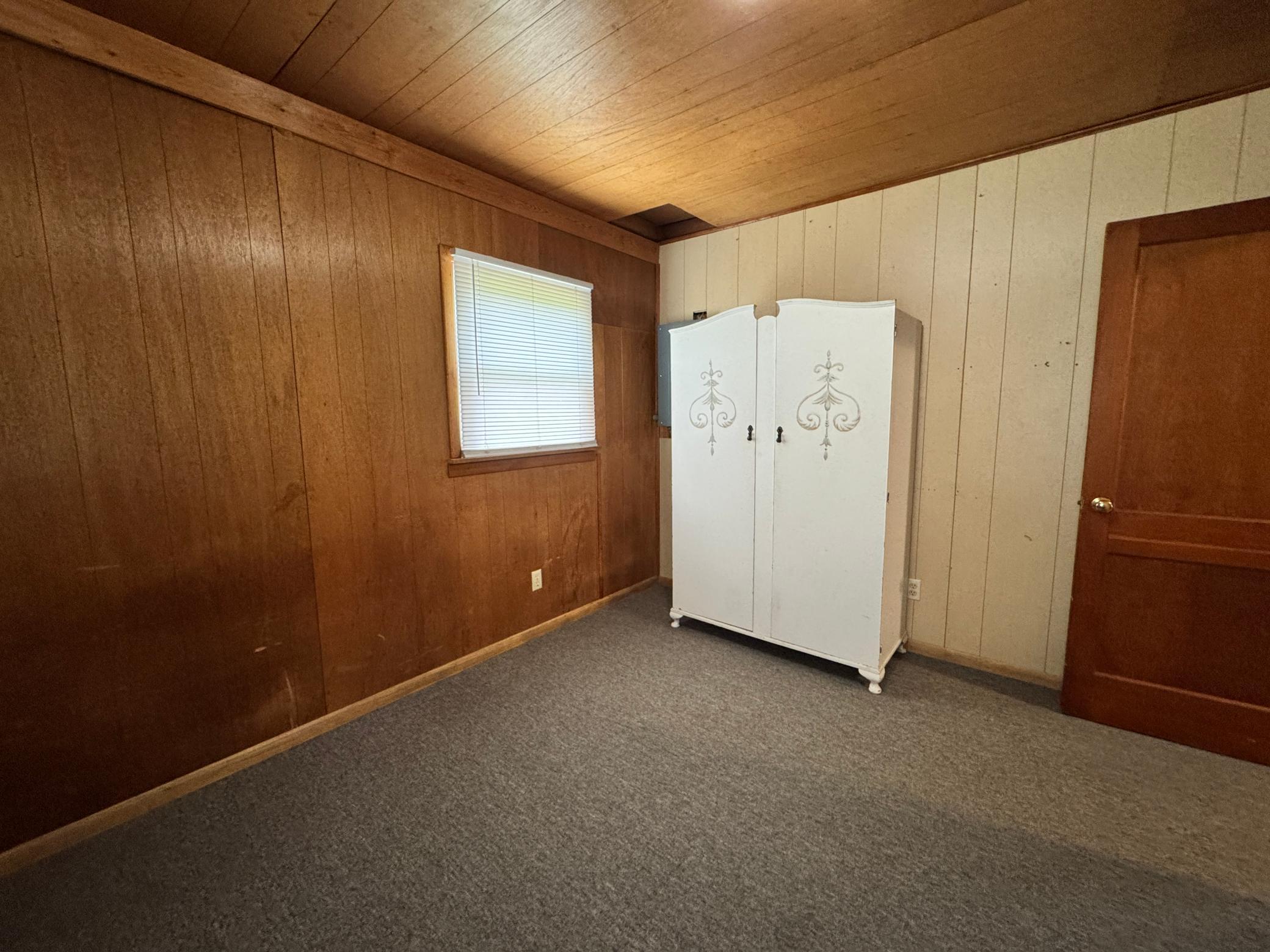 246 Park Circle Property Photo 18