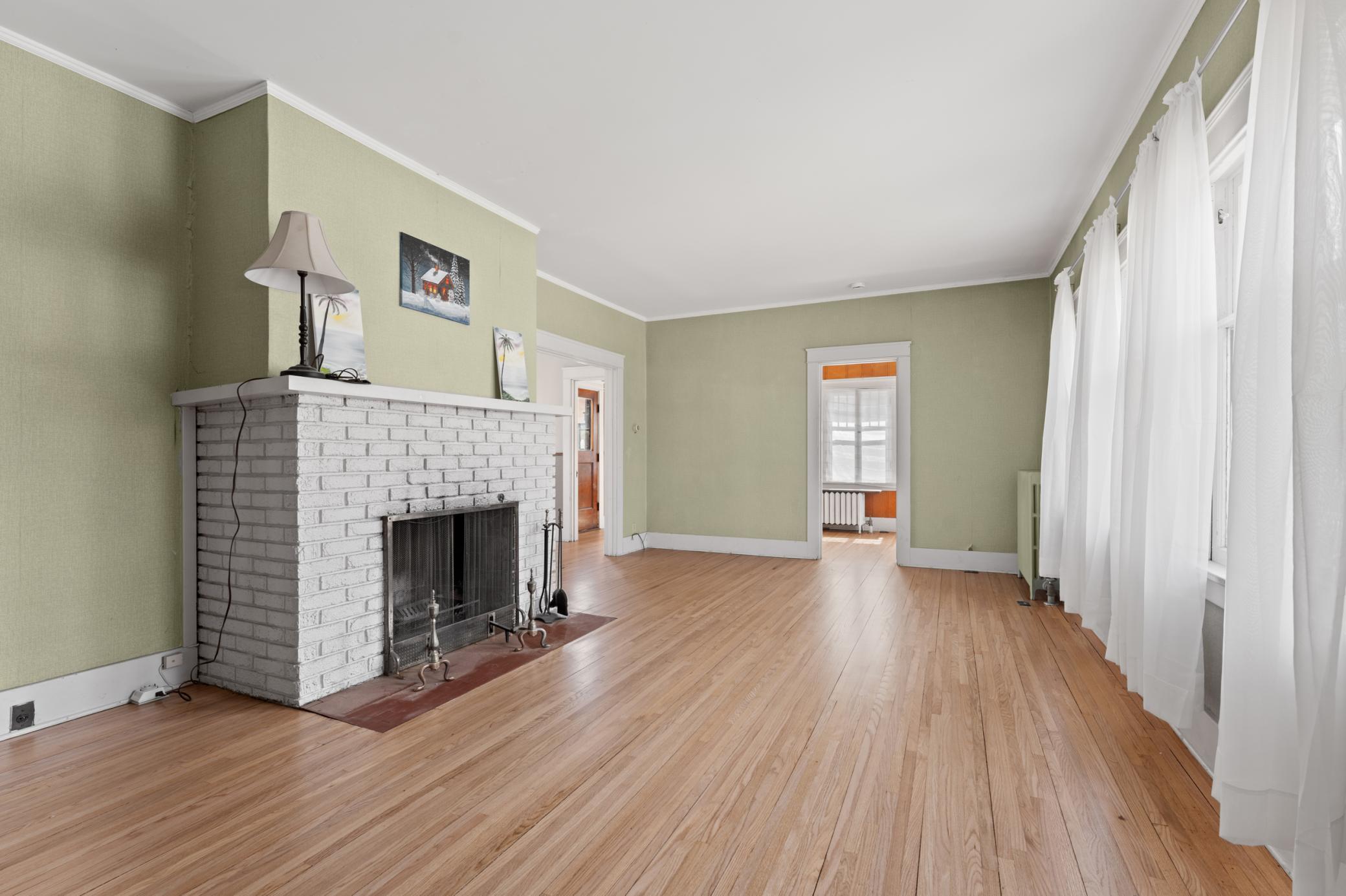 116 11th Avenue Nw Property Photo 3