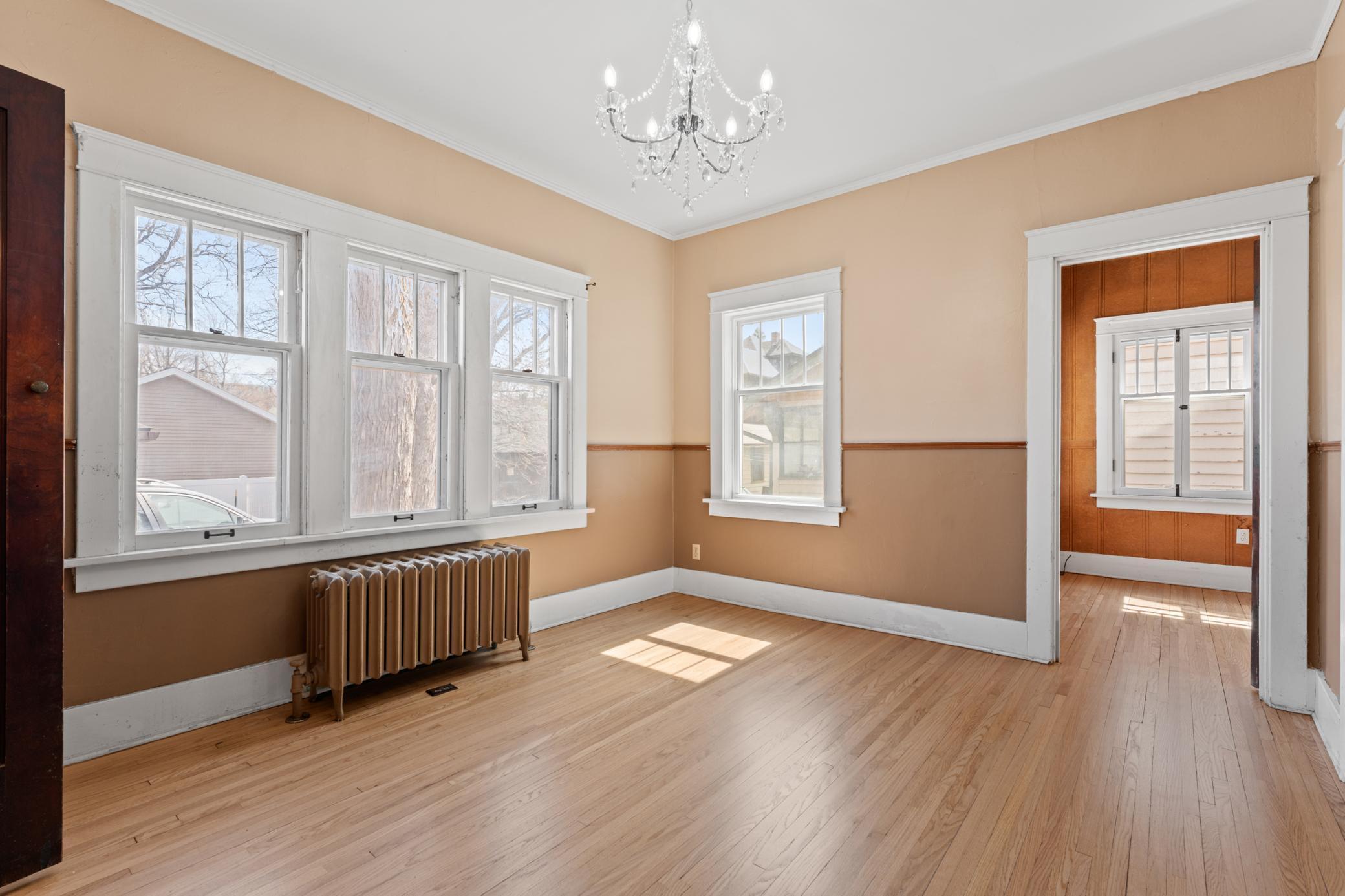 116 11th Avenue Nw Property Photo 6