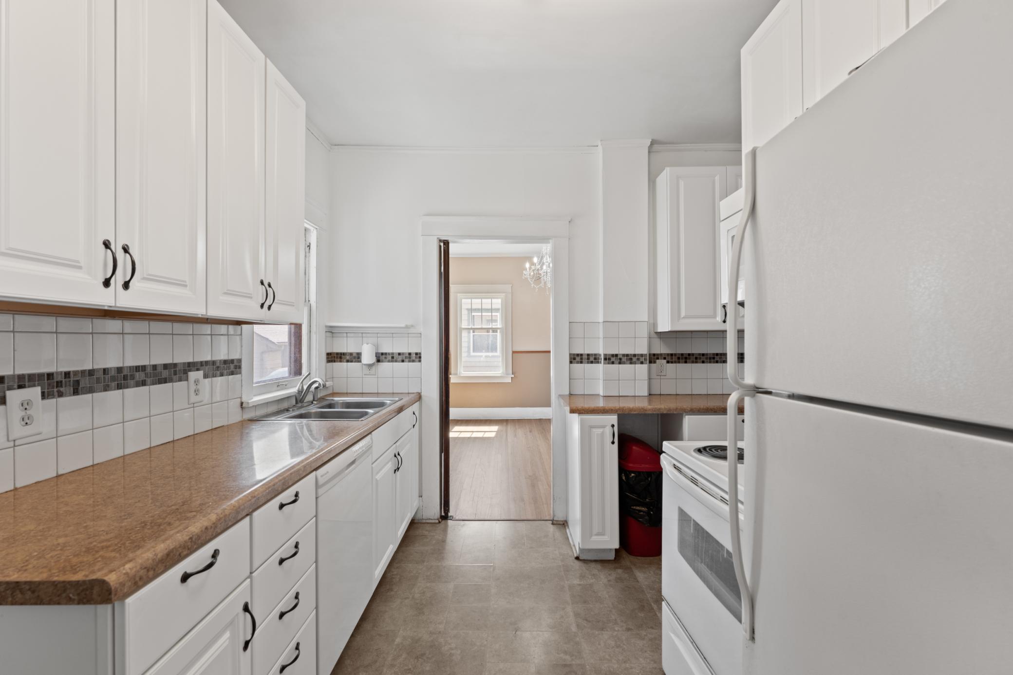 116 11th Avenue Nw Property Photo 9