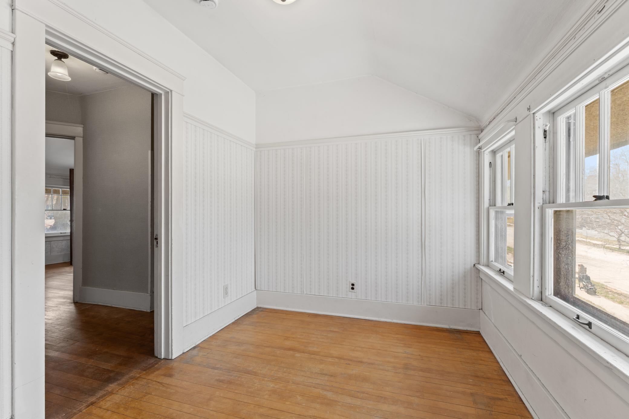 116 11th Avenue Nw Property Photo 15