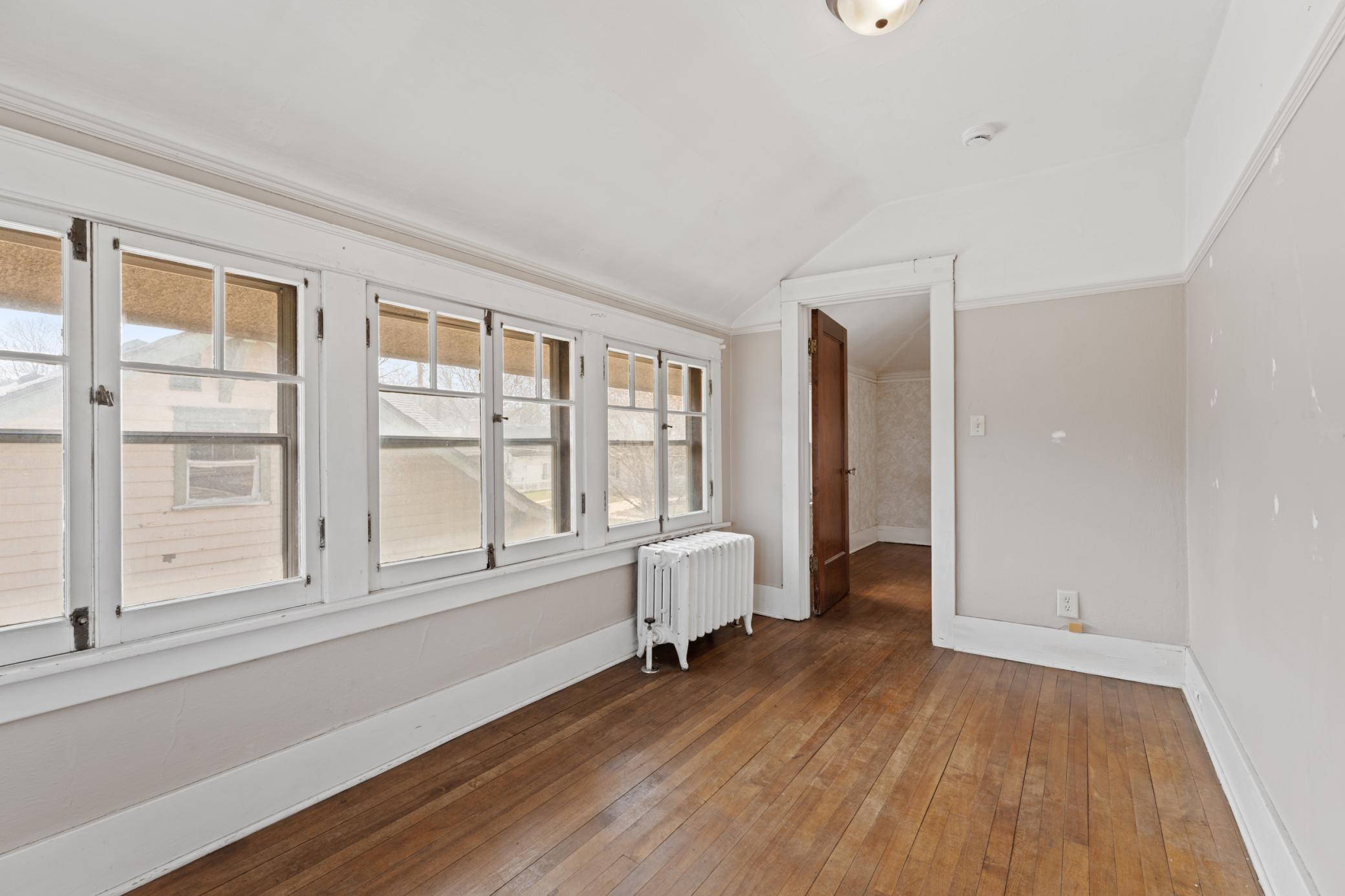 116 11th Avenue Nw Property Photo 20