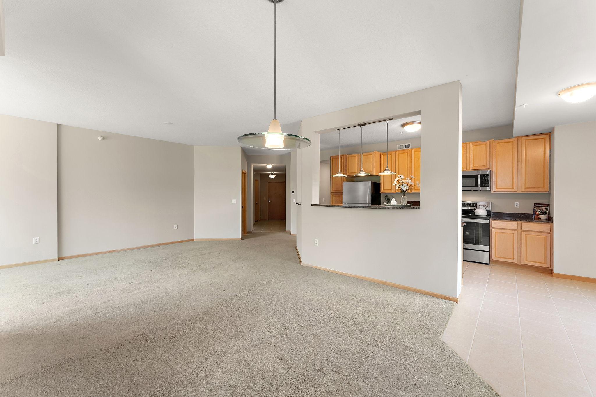 2407 39th Avenue Ne 113 Property Photo 3