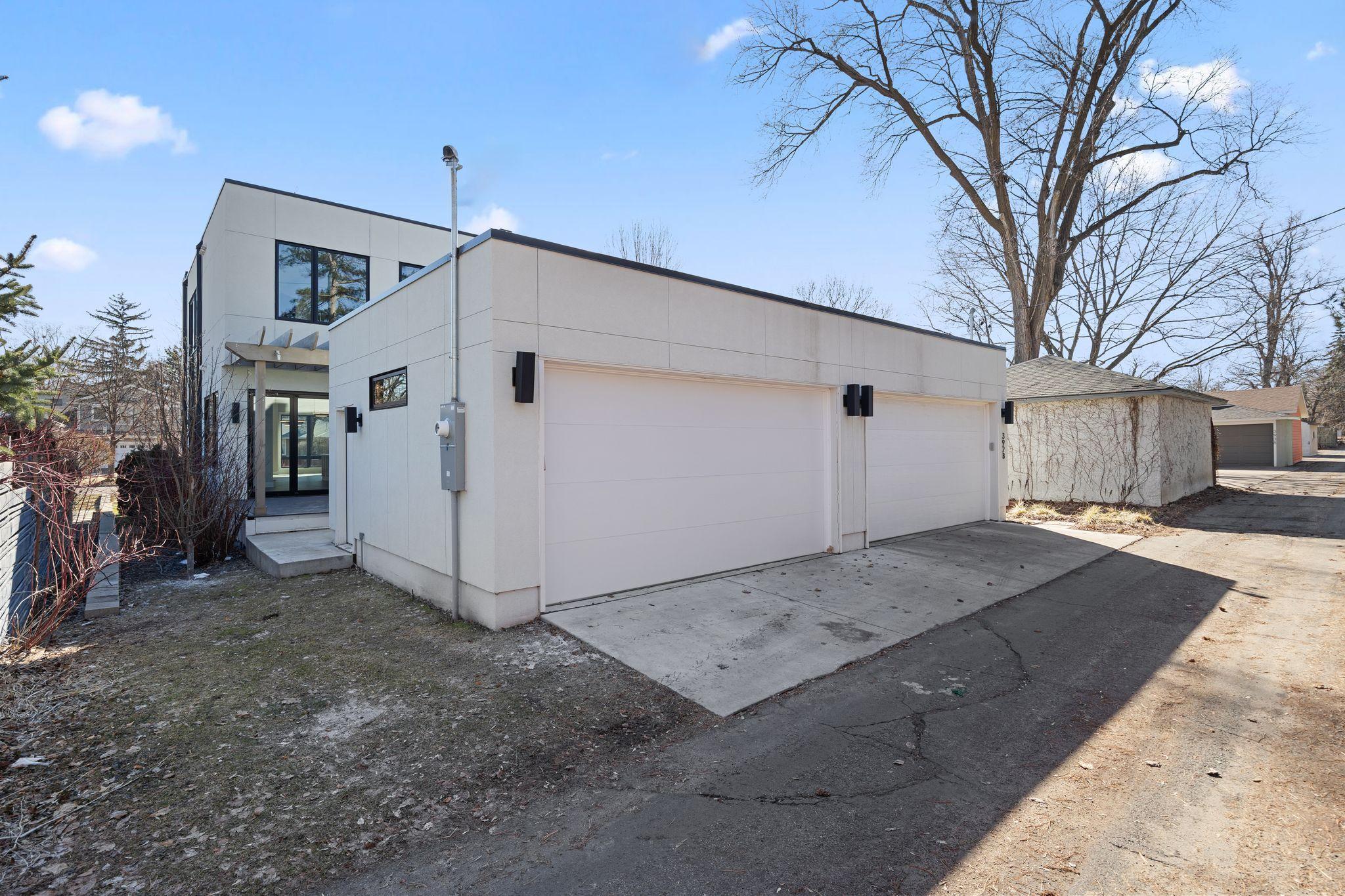 3926 Abbott Avenue S Property Photo 14