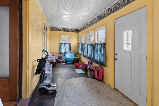 712 10th Avenue S Property Photo 12