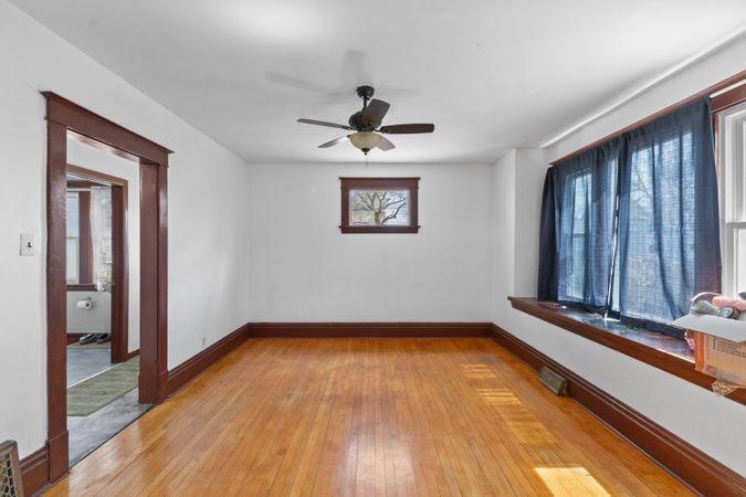 712 10th Avenue S Property Photo 18