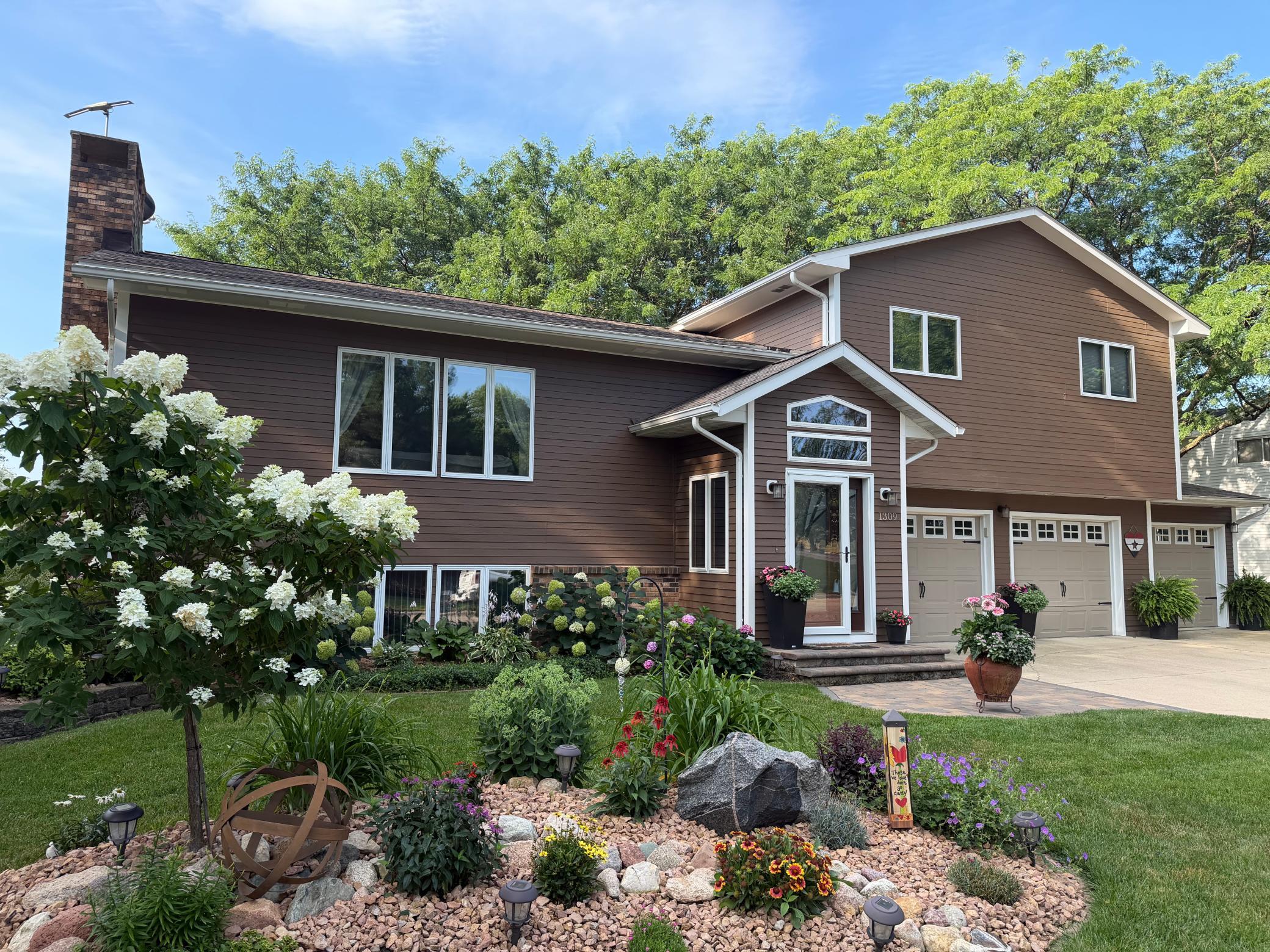 1309 Oriole Drive Property Photo 1