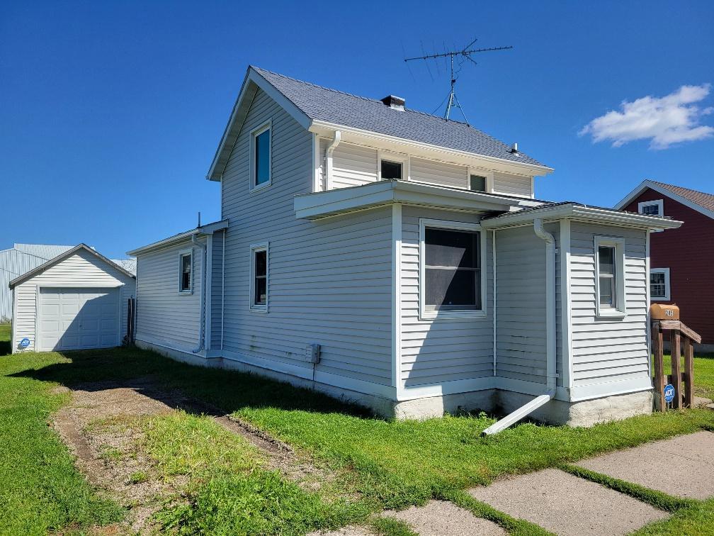 245 3rd Avenue Se Property Photo 1