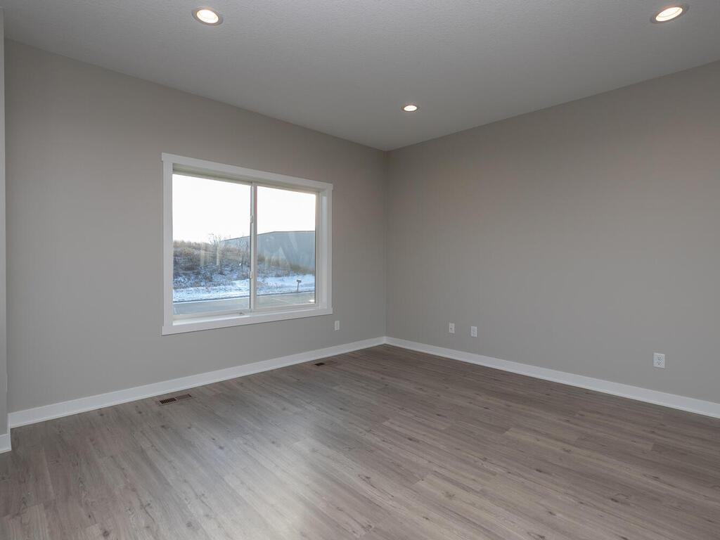 424 Amco Ln Property Photo 5