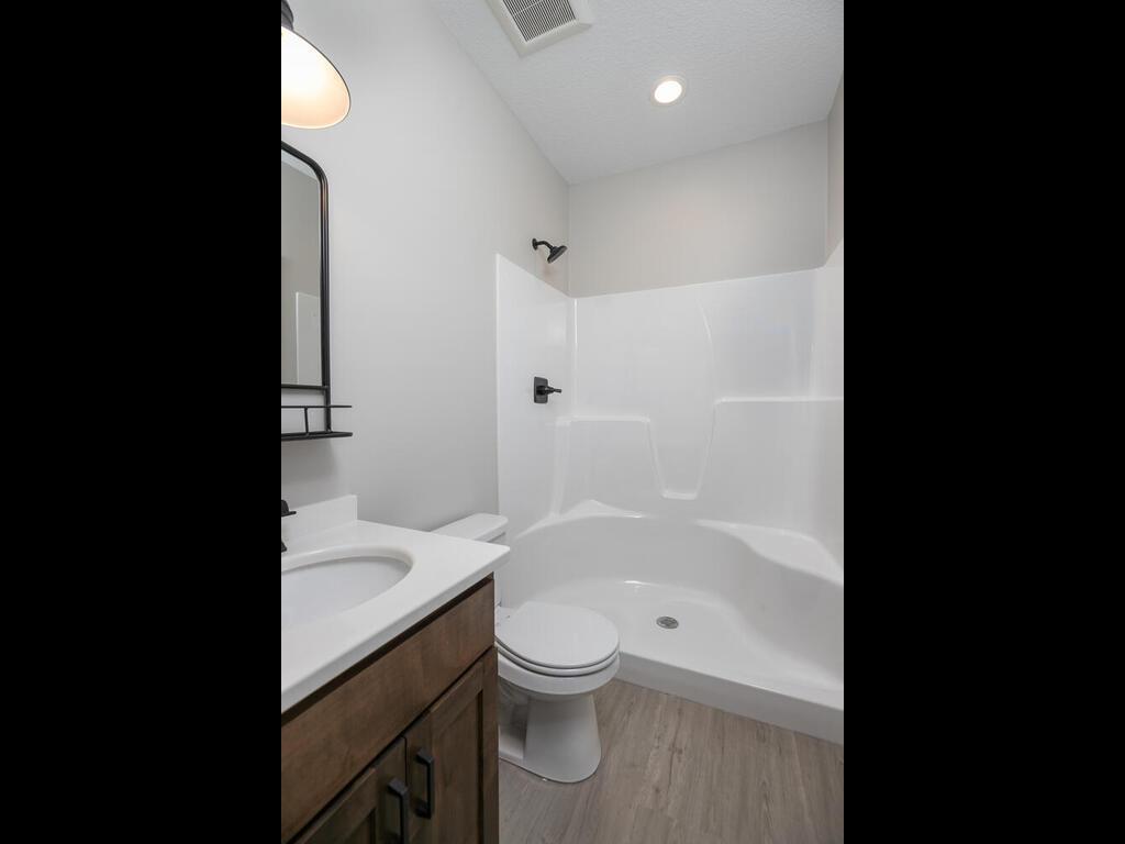 424 Amco Ln Property Photo 17