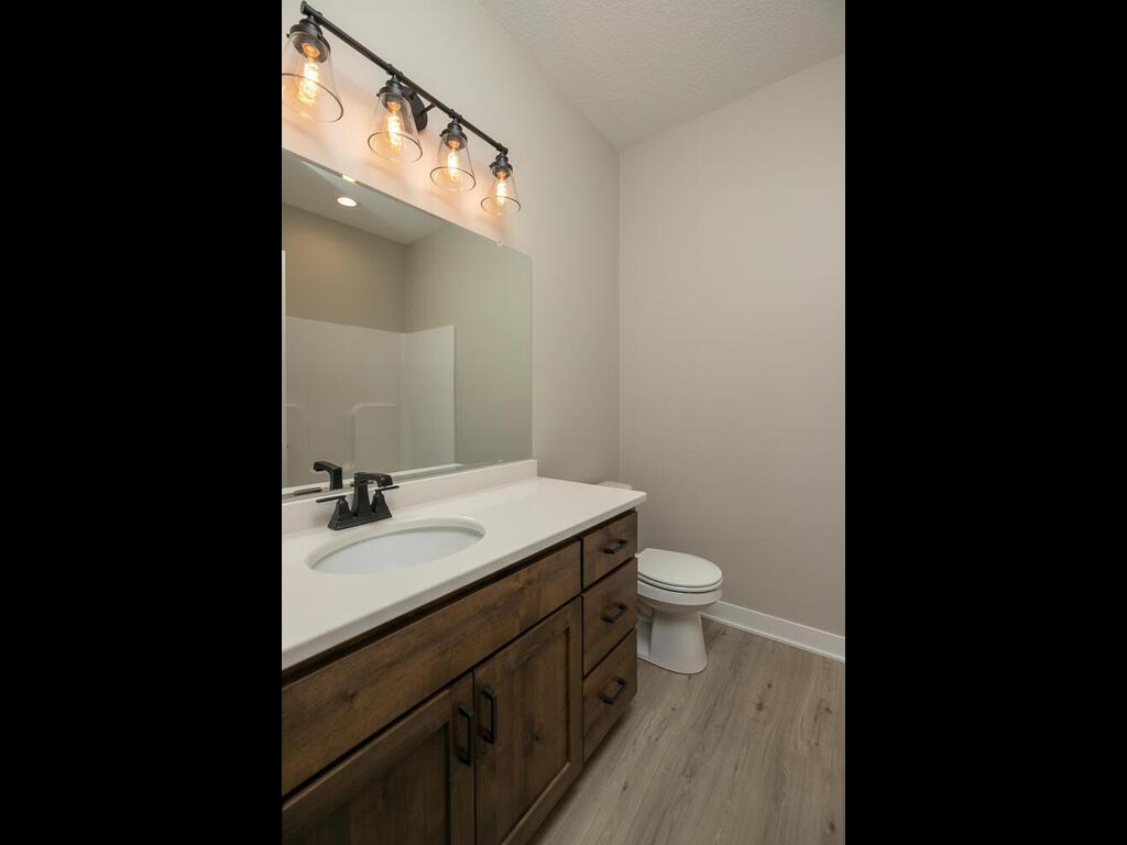 424 Amco Ln Property Photo 18