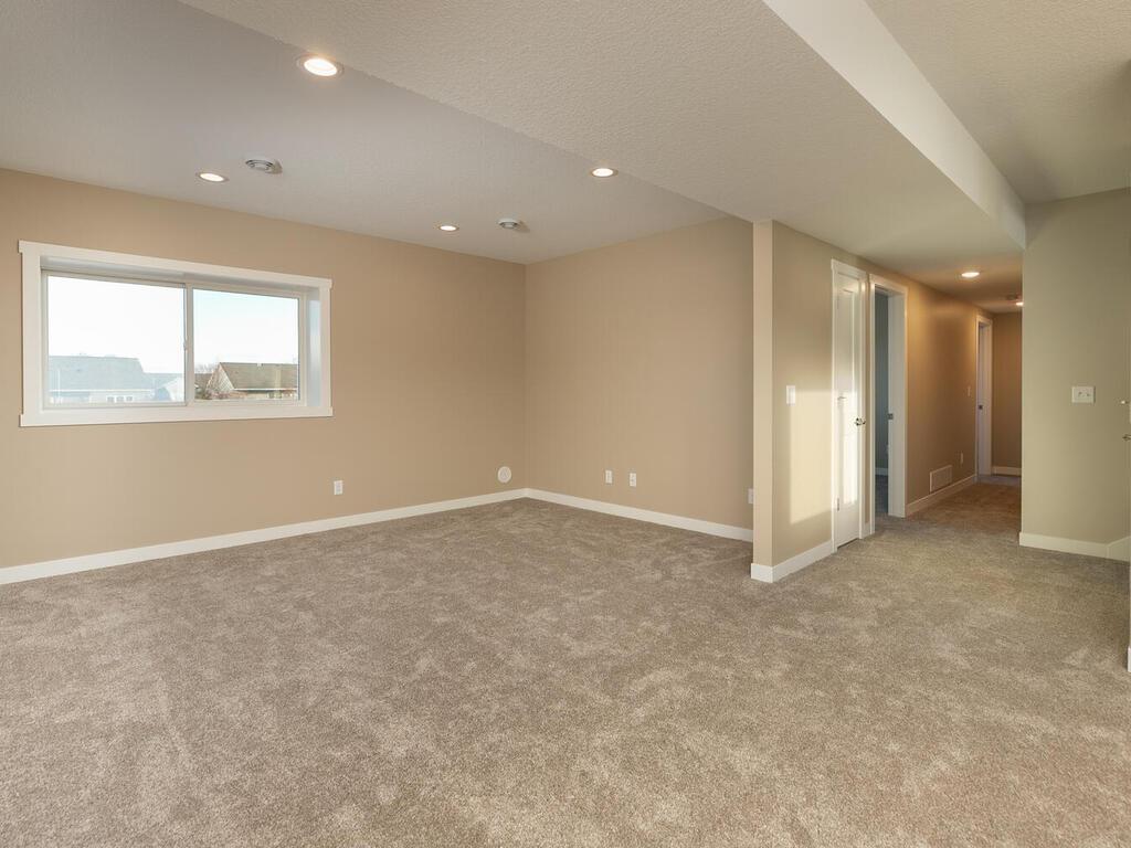 424 Amco Ln Property Photo 23