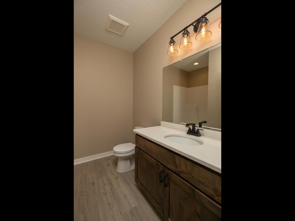 424 Amco Ln Property Photo 26