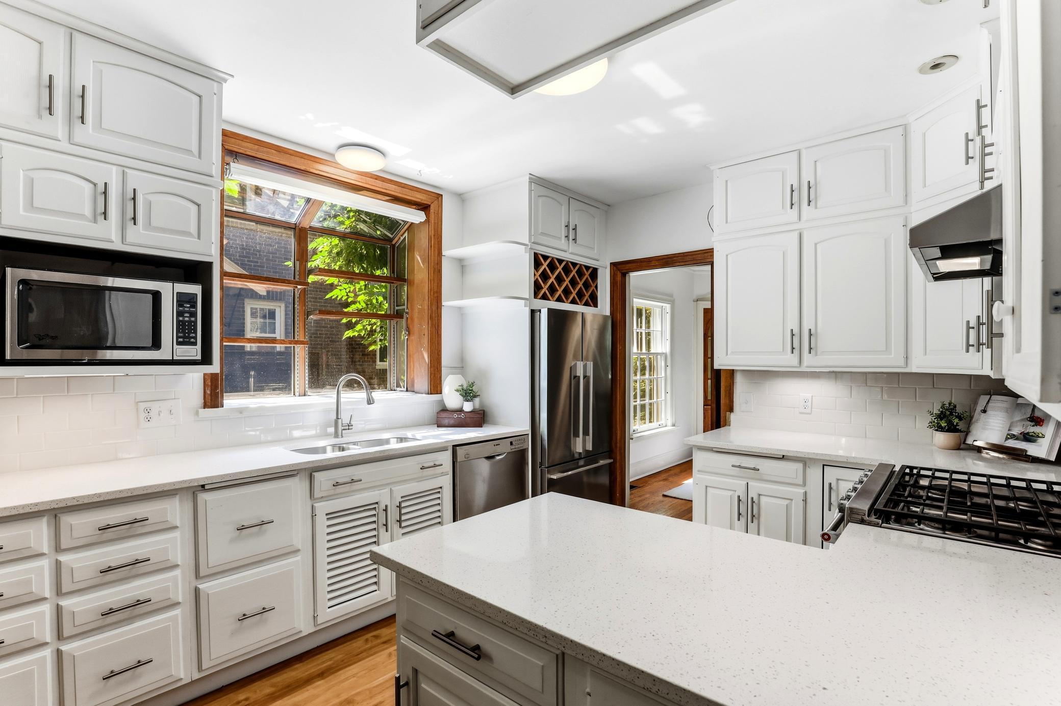 1615 E River Parkway Property Photo 12