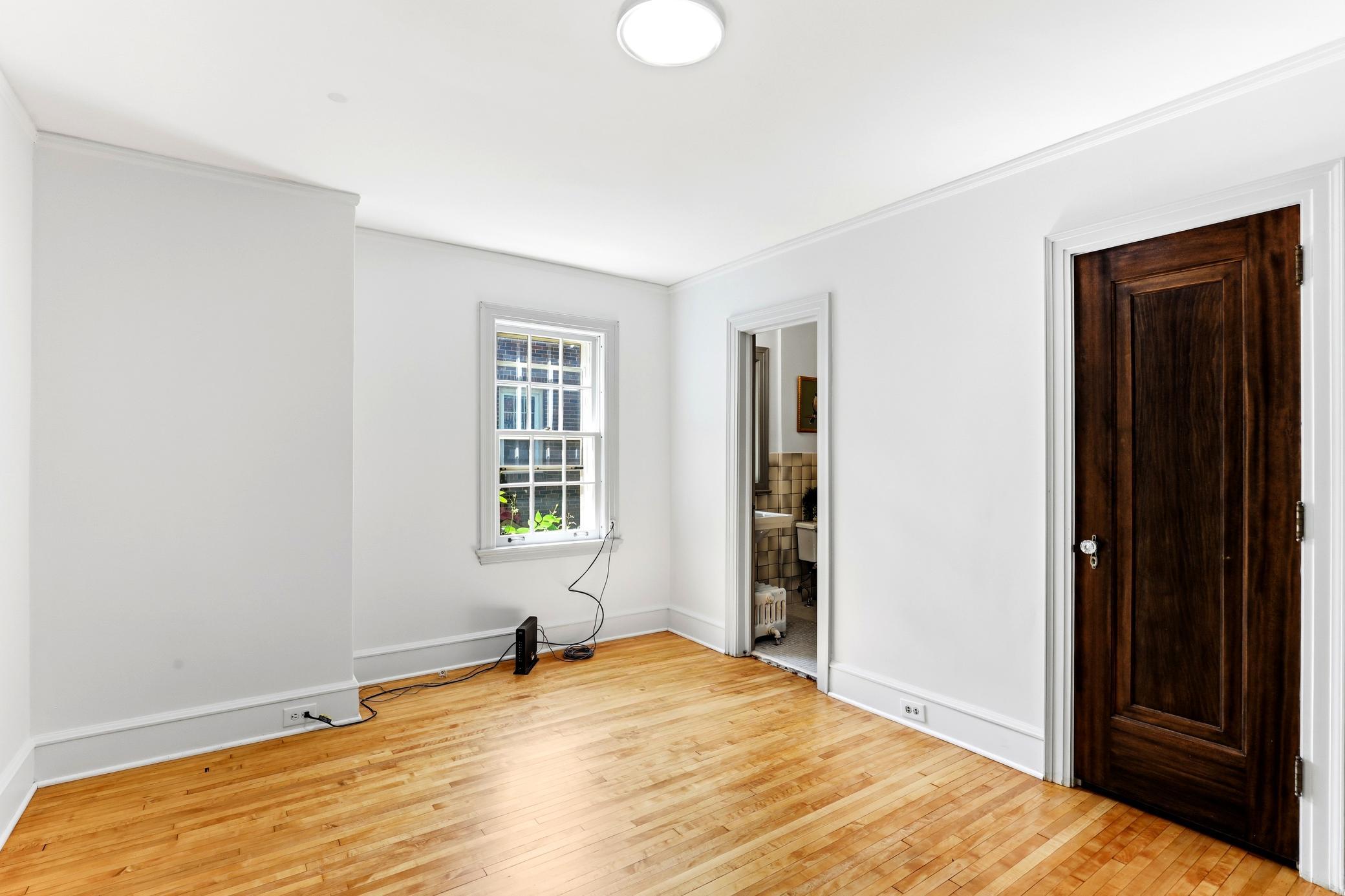 1615 E River Parkway Property Photo 31
