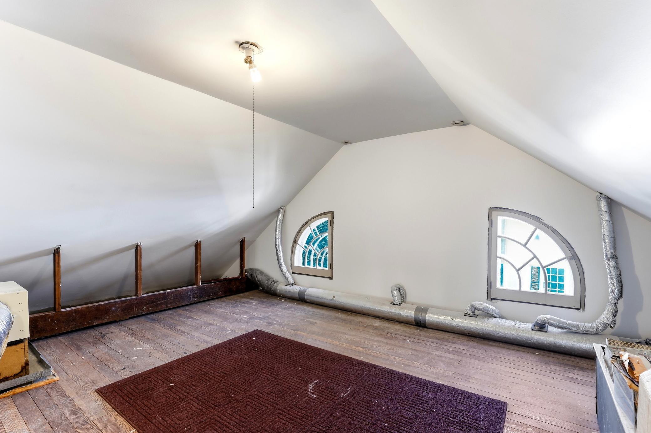 1615 E River Parkway Property Photo 35
